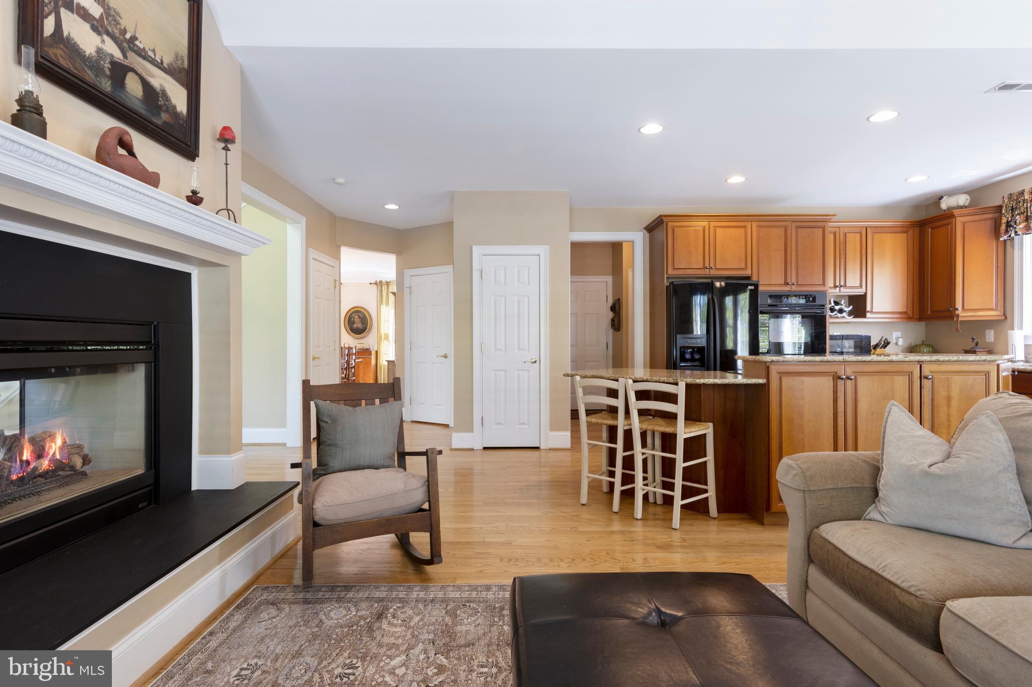 CHERRY CREEK - Residential