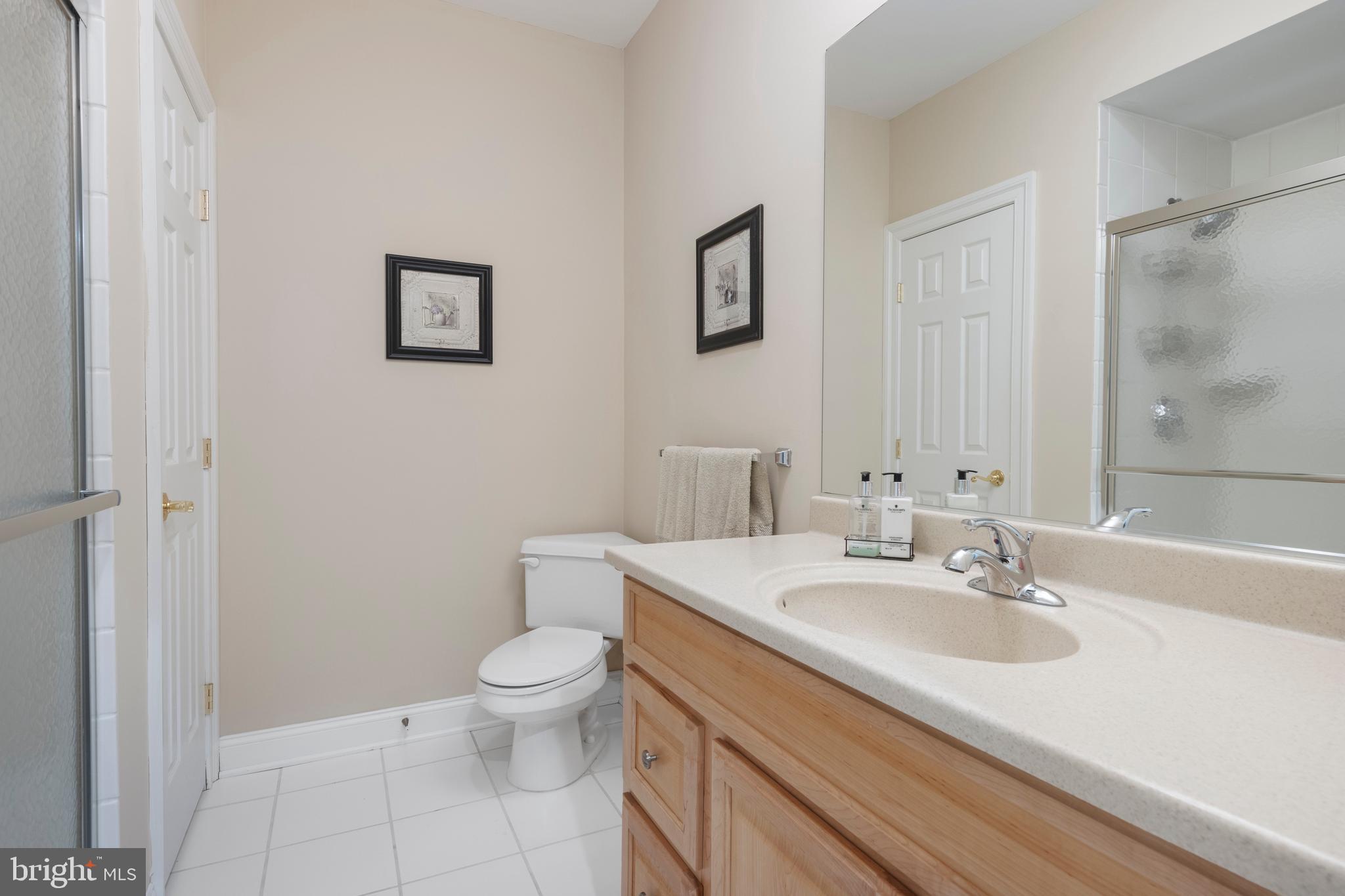 CHERRY CREEK - Residential