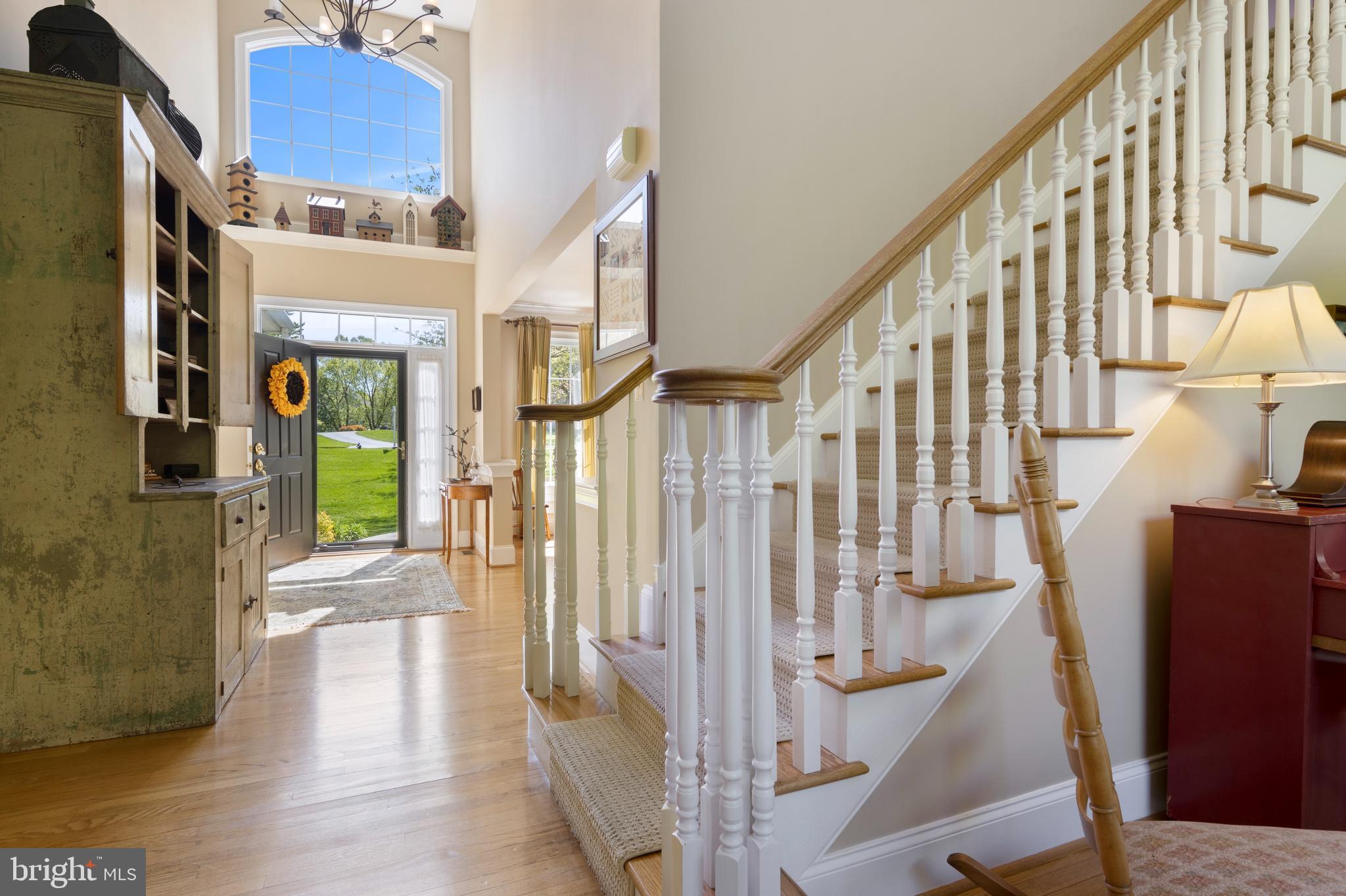 9 OLD BARN DRIVE