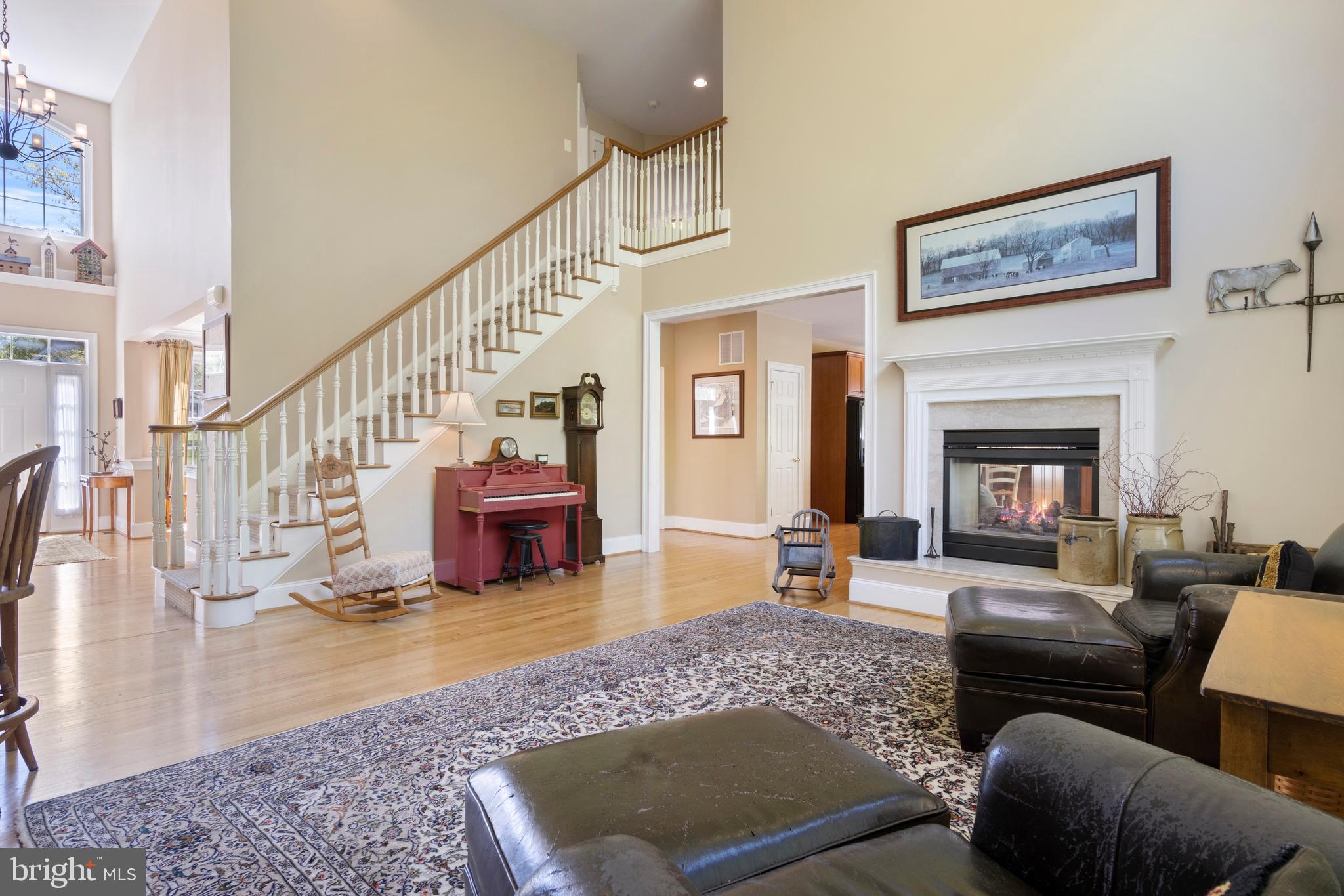 CHERRY CREEK - Residential