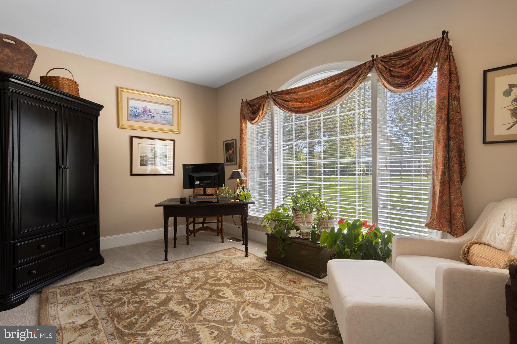 CHERRY CREEK - Residential