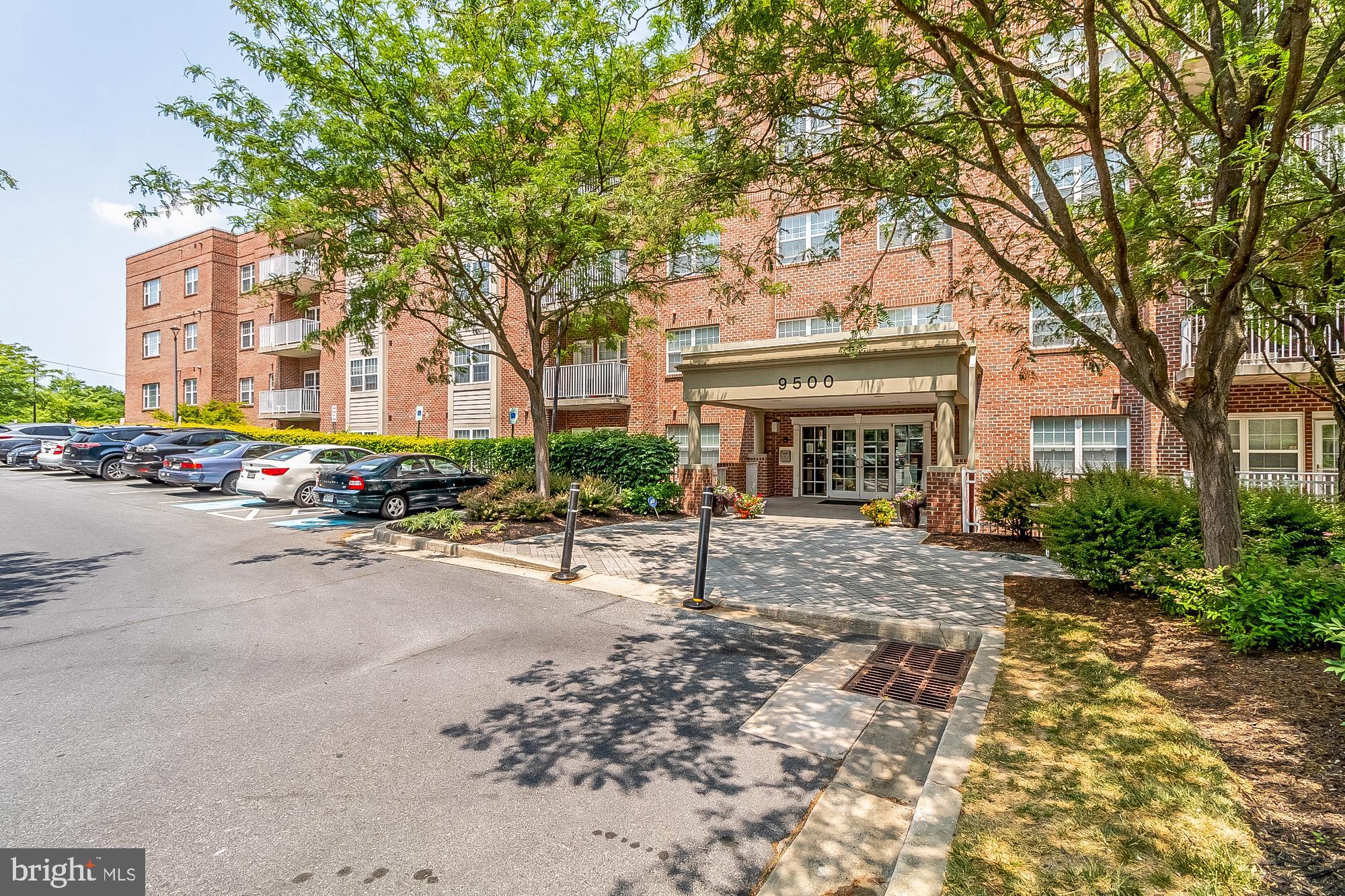 CONDOS AT THE RIDGE - Residential