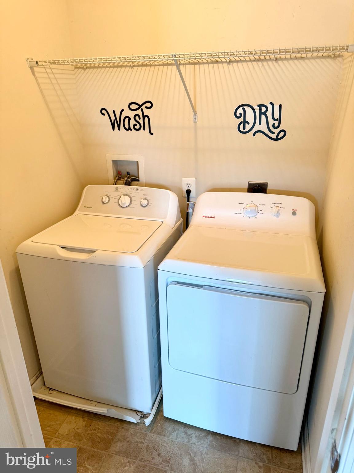 CARRIAGE HILL - Residential