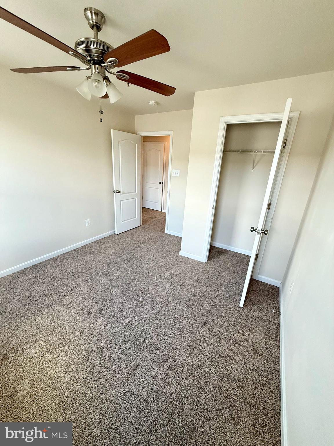 CARRIAGE HILL - Residential