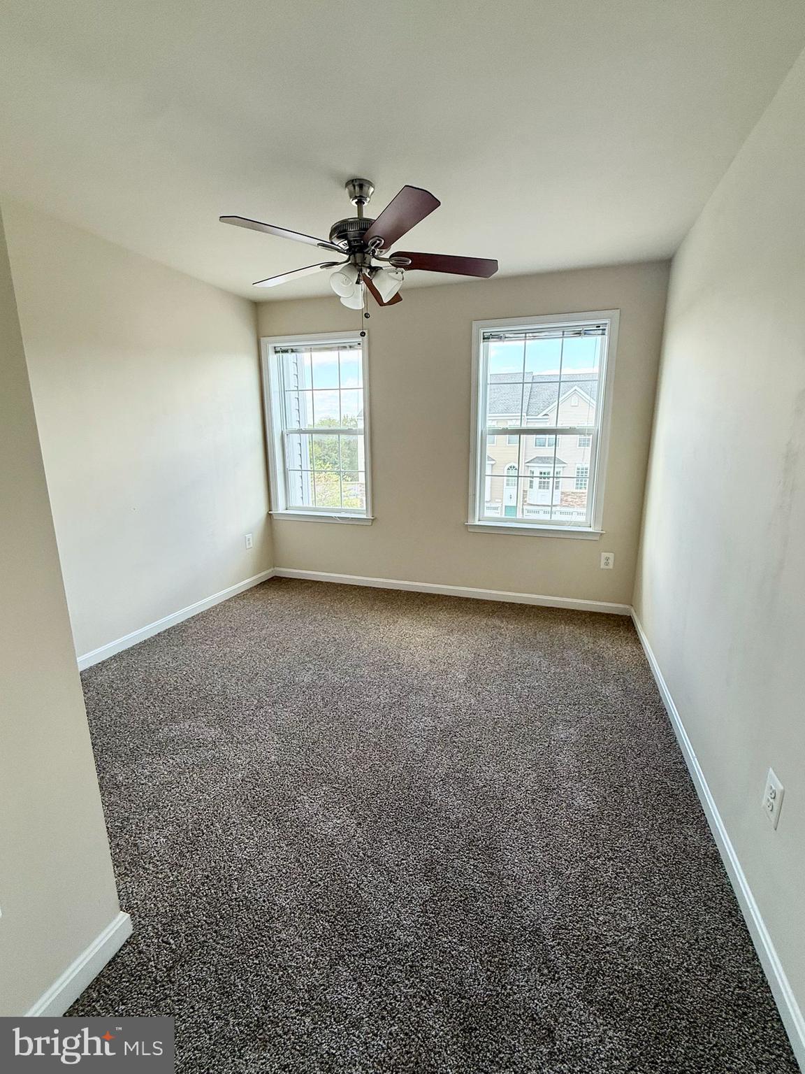 CARRIAGE HILL - Residential