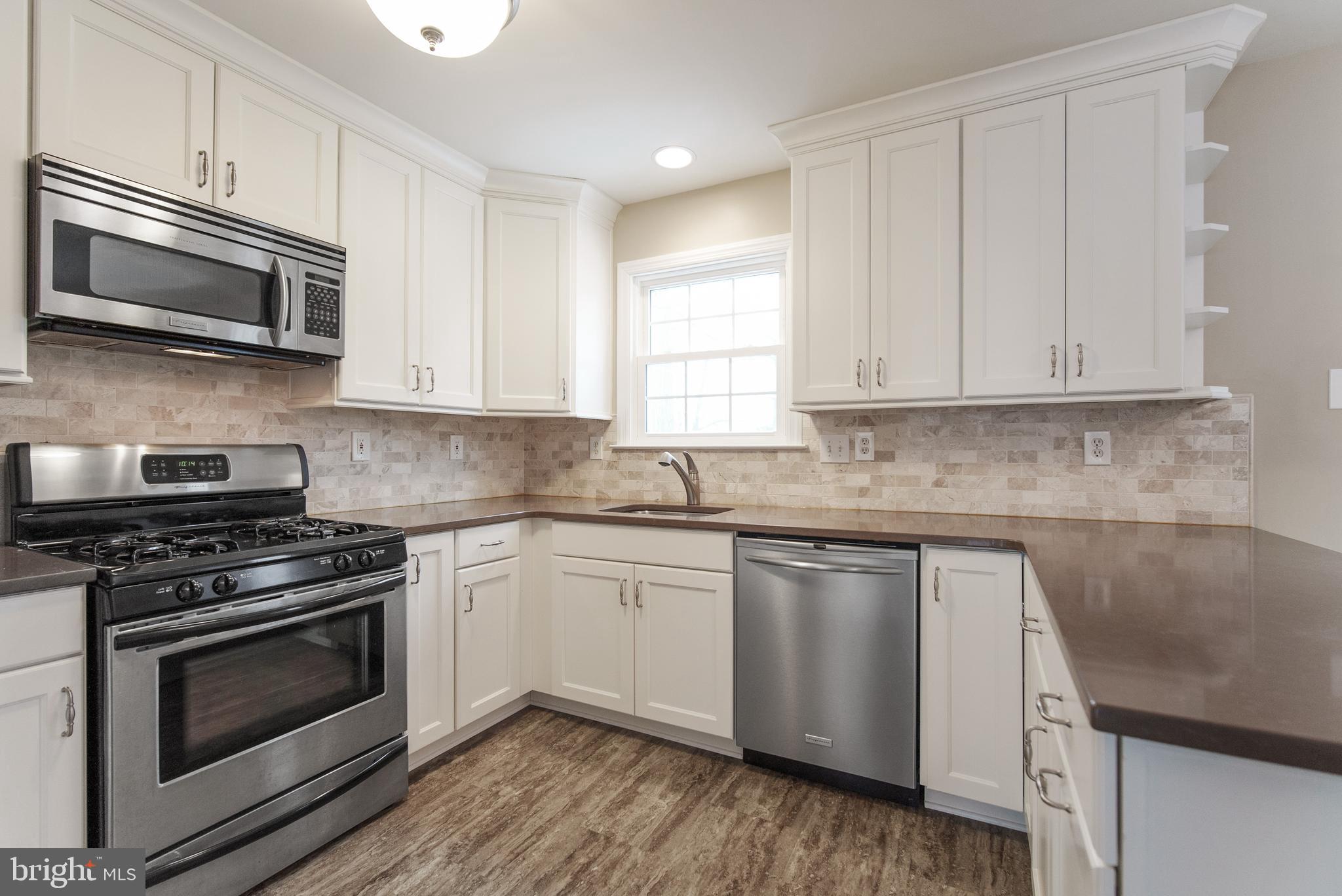 FOX CHASE - Residential