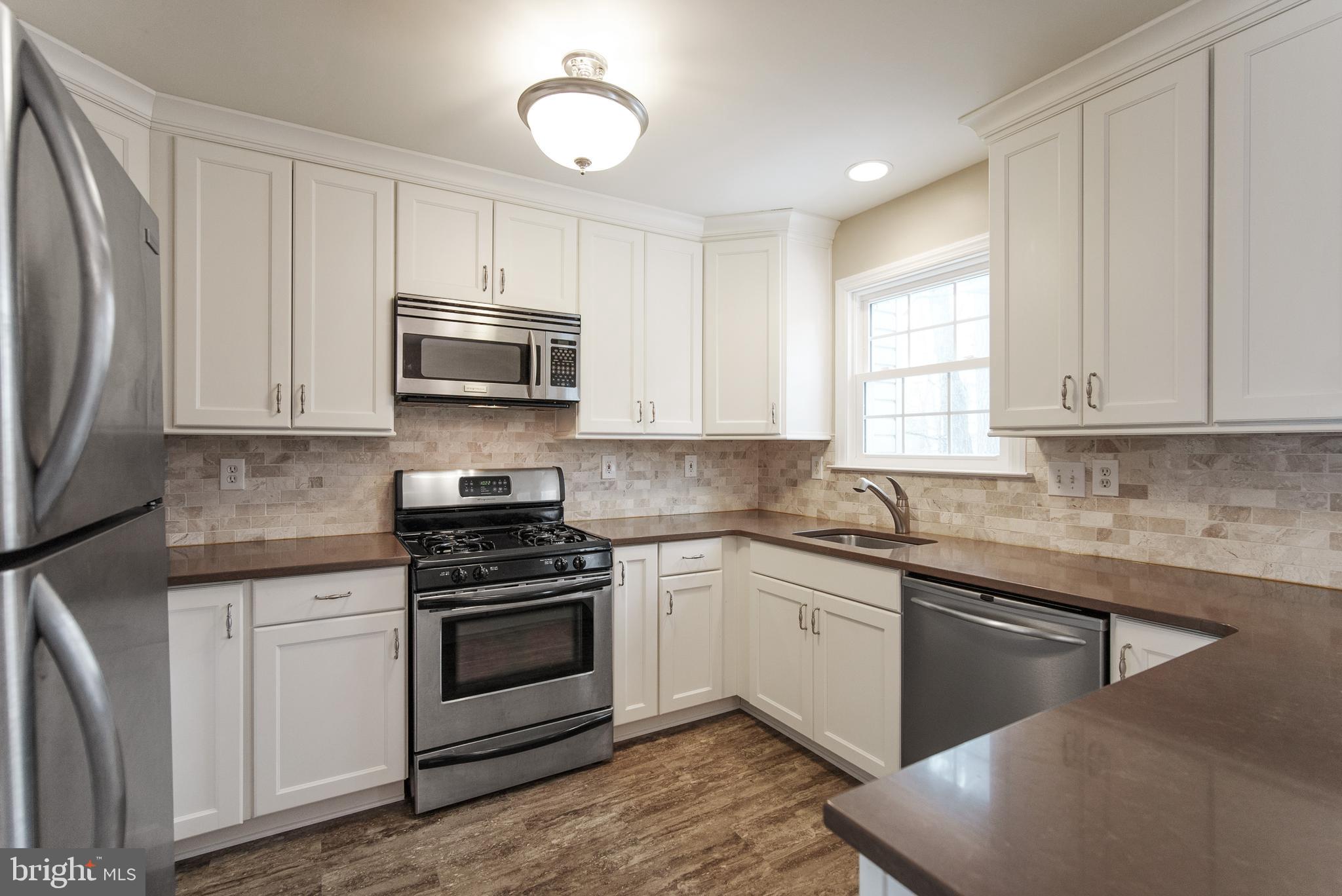 FOX CHASE - Residential