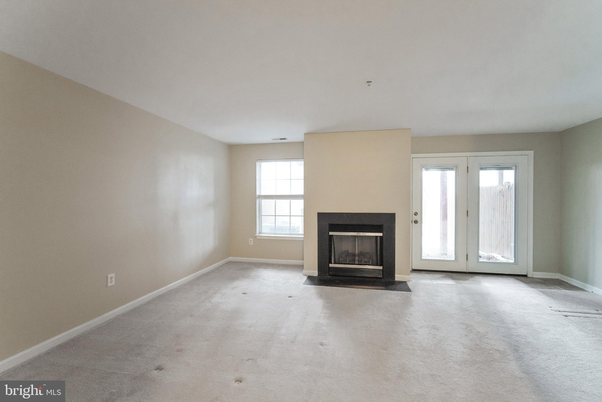 FOX CHASE - Residential