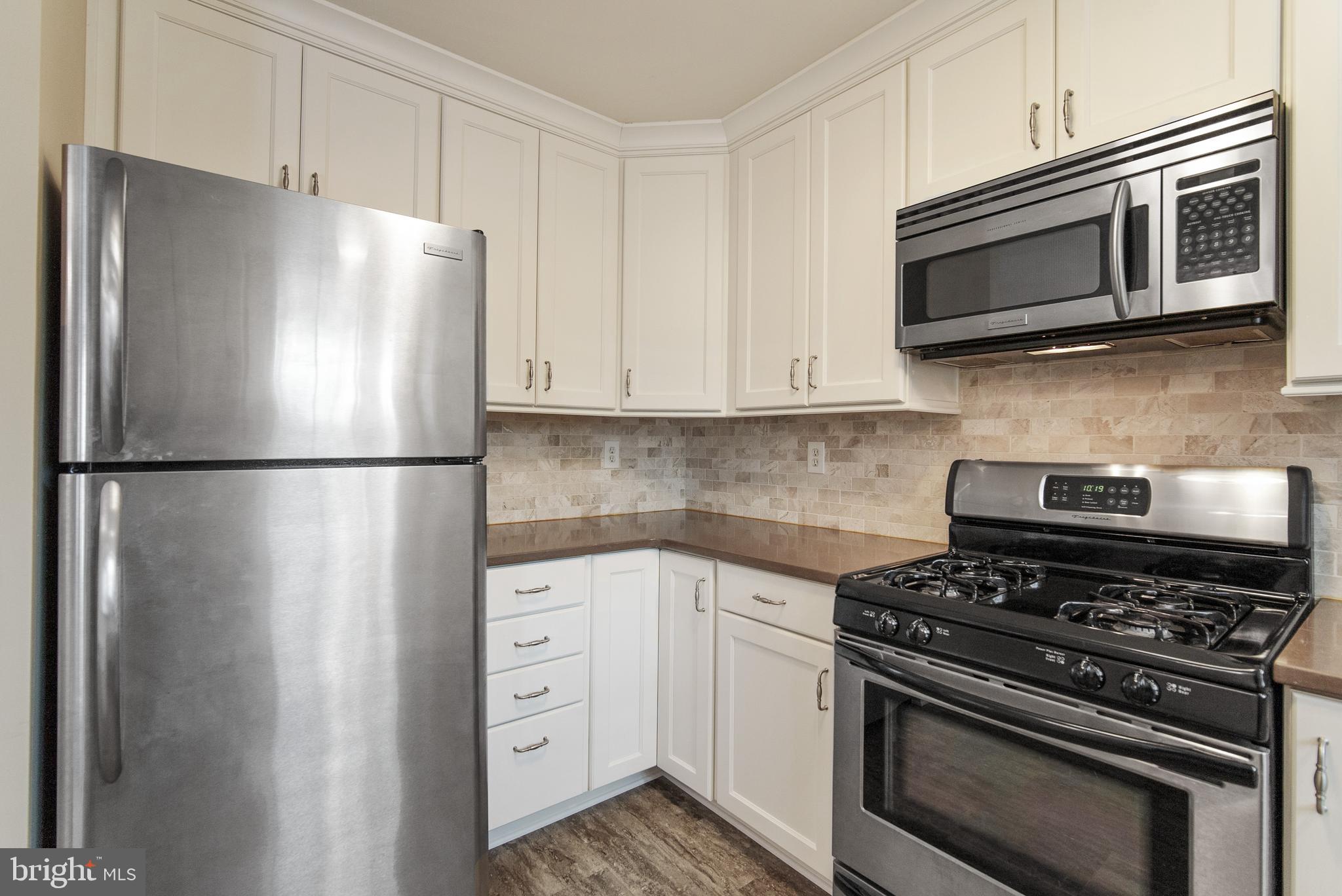 FOX CHASE - Residential