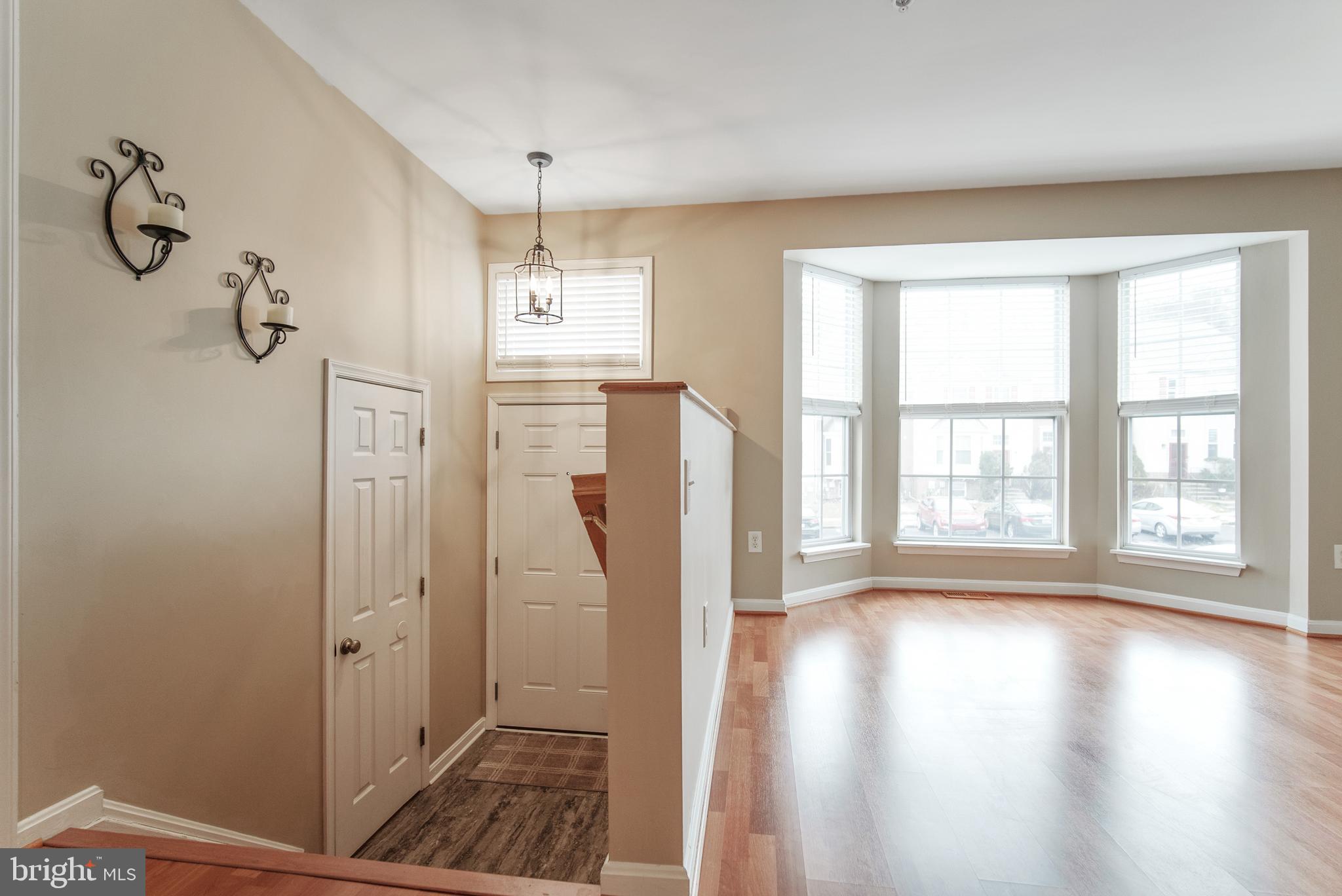 FOX CHASE - Residential