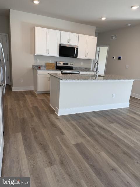 ABRAMS POINTE - Residential Lease