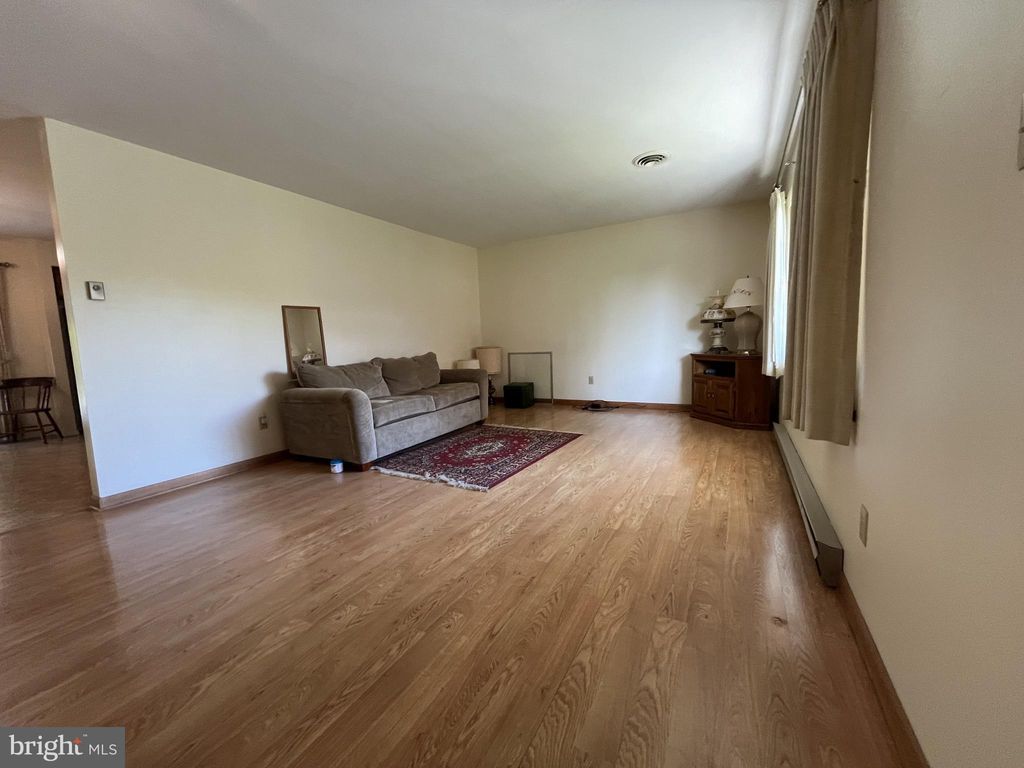 Photo of 12615 Scott Rd, WAYNESBORO, PA 17268 (MLS # PAFL2030022)