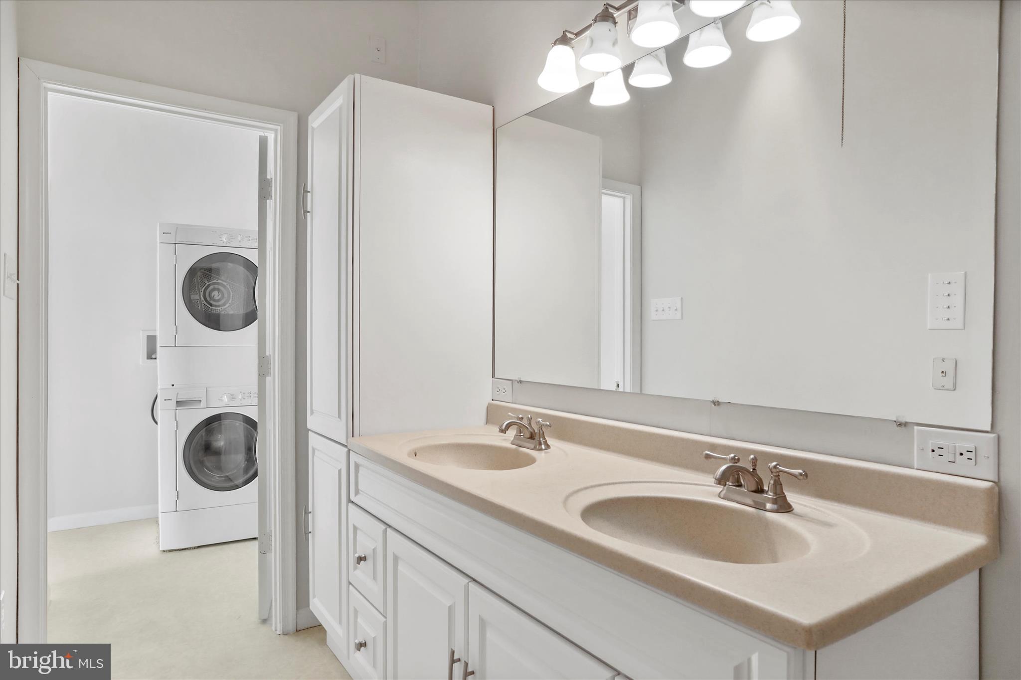 MANASSAS - Residential