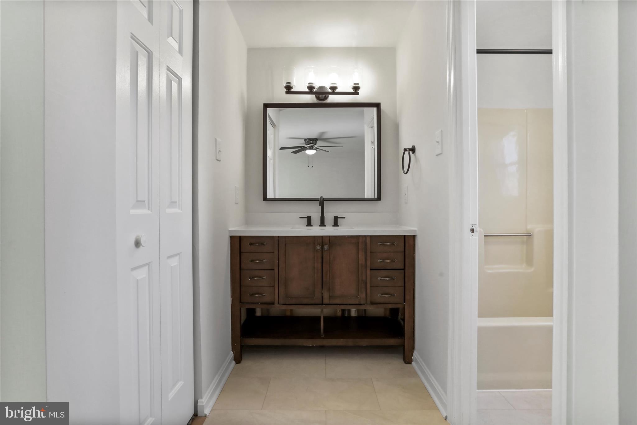 MANASSAS - Residential