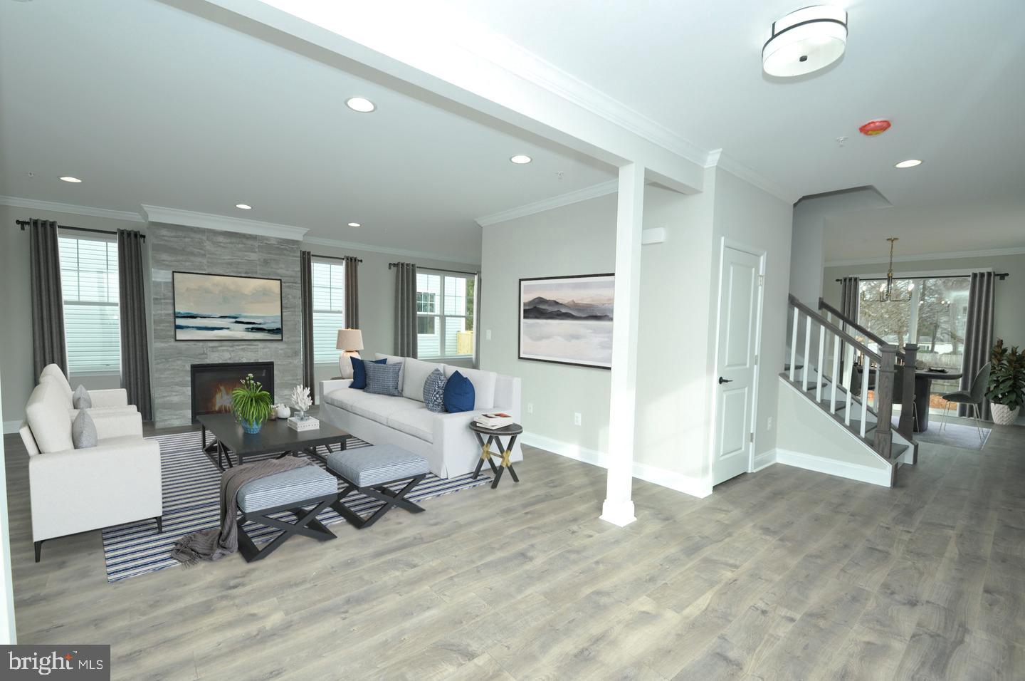 KENSINGTON - Residential