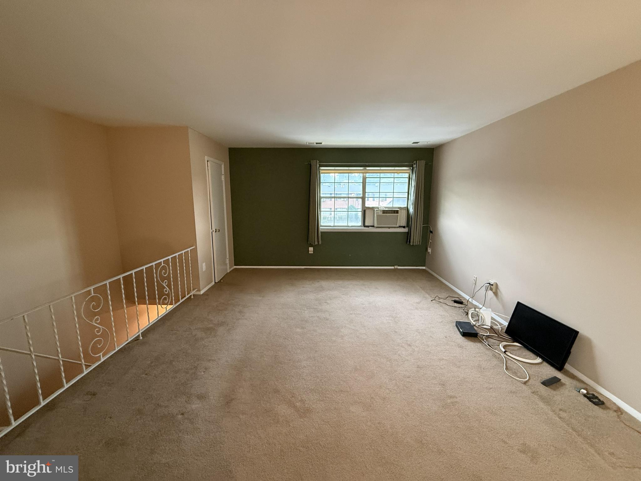54 GARDEN VIEW 2