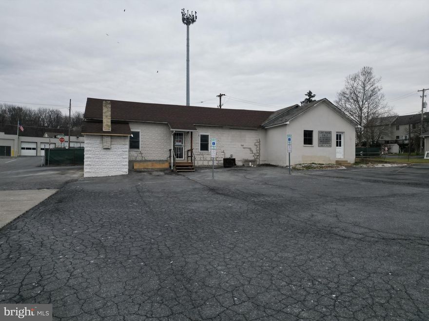 This property has over 2000 cars that passes by every single day. RT 248, RT 987, RT 512 all pass right through this intersection. this is a  great business opportunity. zoned for commercial mix use. FRESH PAINT, NEW FLOORING, and many more updates. owner is open to any other touch ups you may have mind, set an appointment to see this great space.