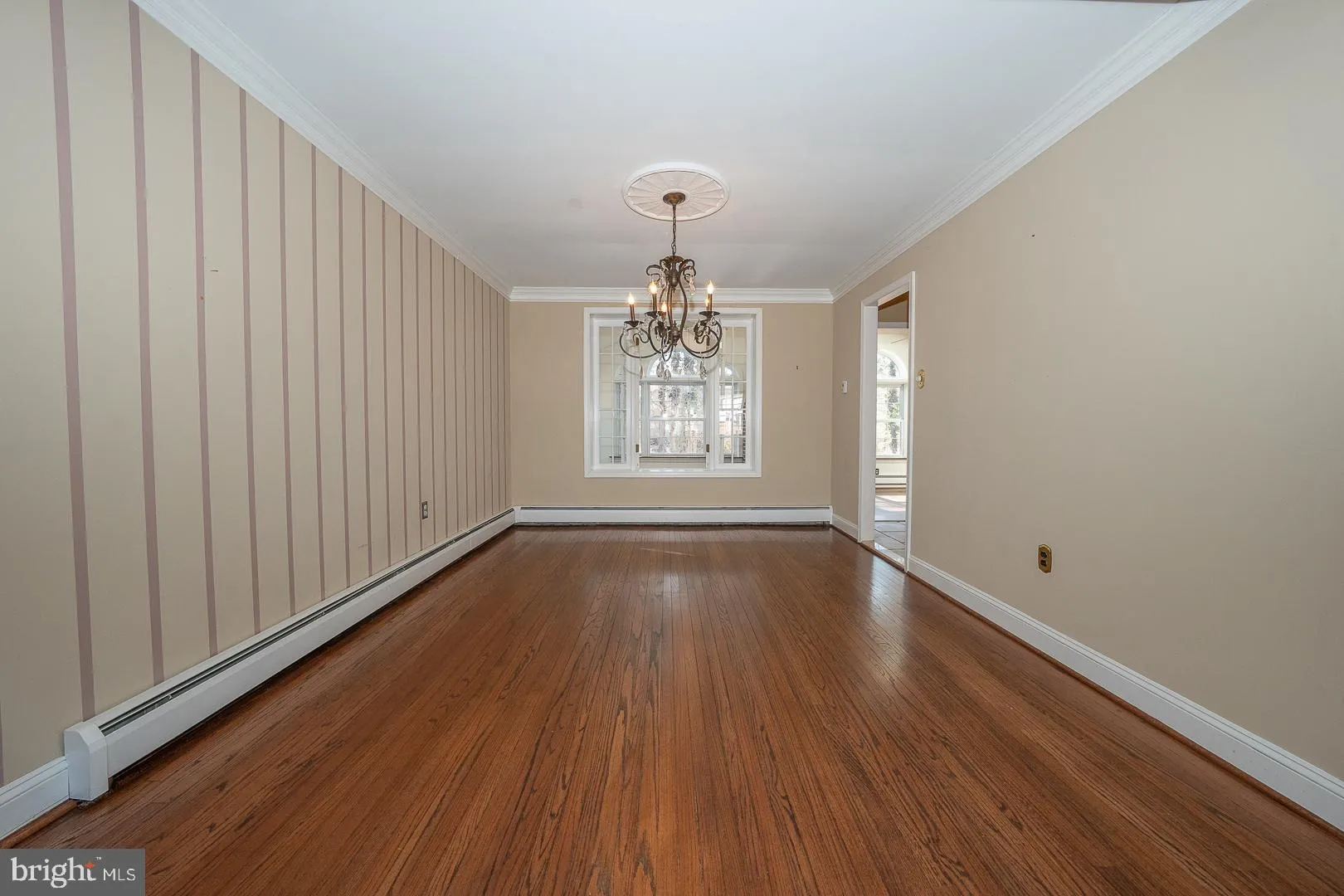 West Chester, Pennsylvania 19382, United States, 4 Bedrooms Bedrooms, ,3 BathroomsBathrooms,Residential,Pending,77267