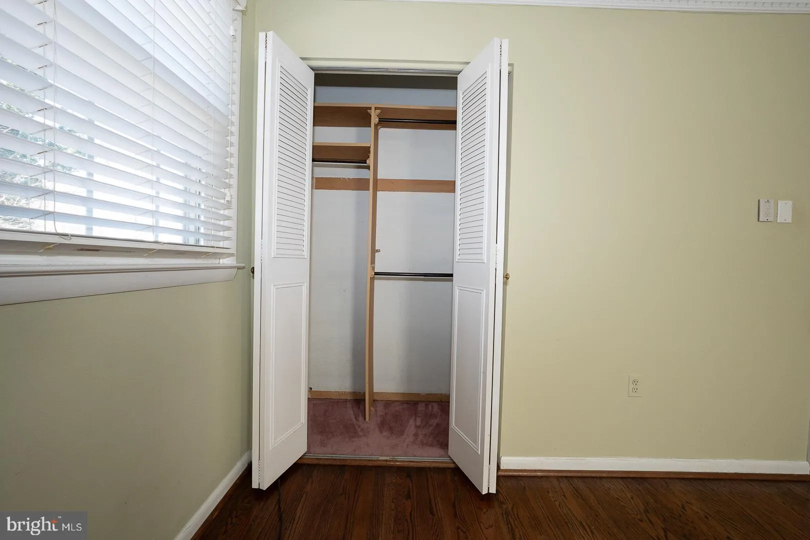 West Chester, Pennsylvania 19382, United States, 4 Bedrooms Bedrooms, ,3 BathroomsBathrooms,Residential,Pending,77267