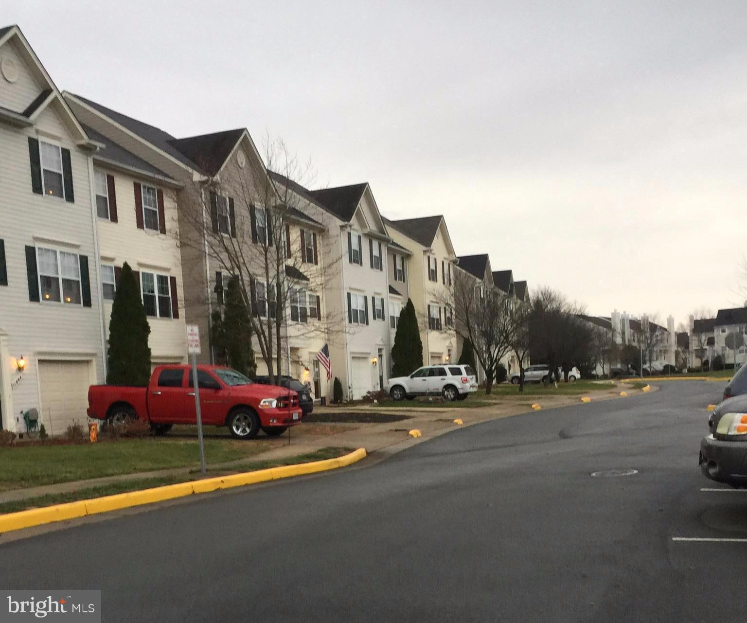 PARADISE - Residential Lease