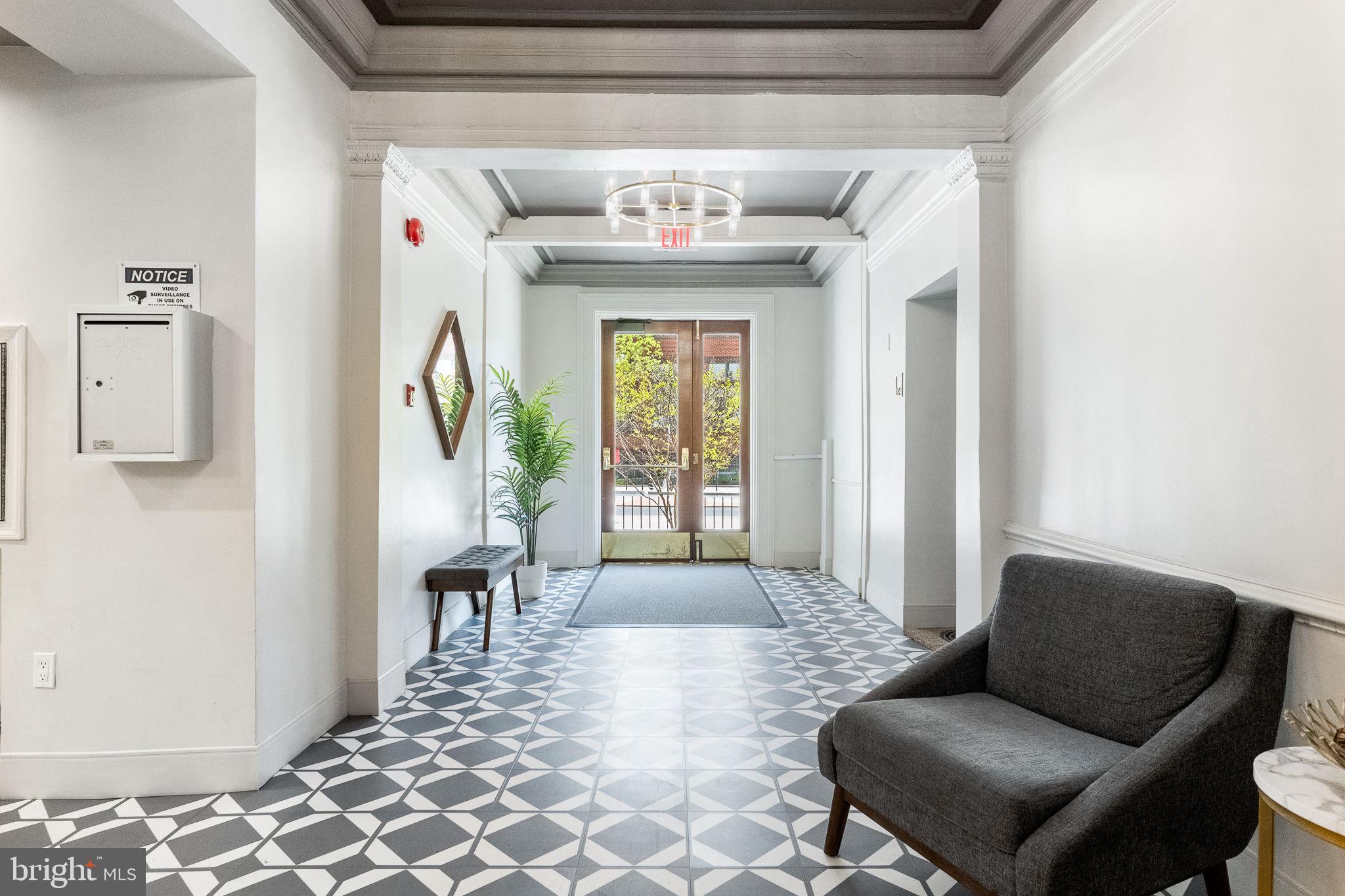1669 COLUMBIA ROAD NW 211
