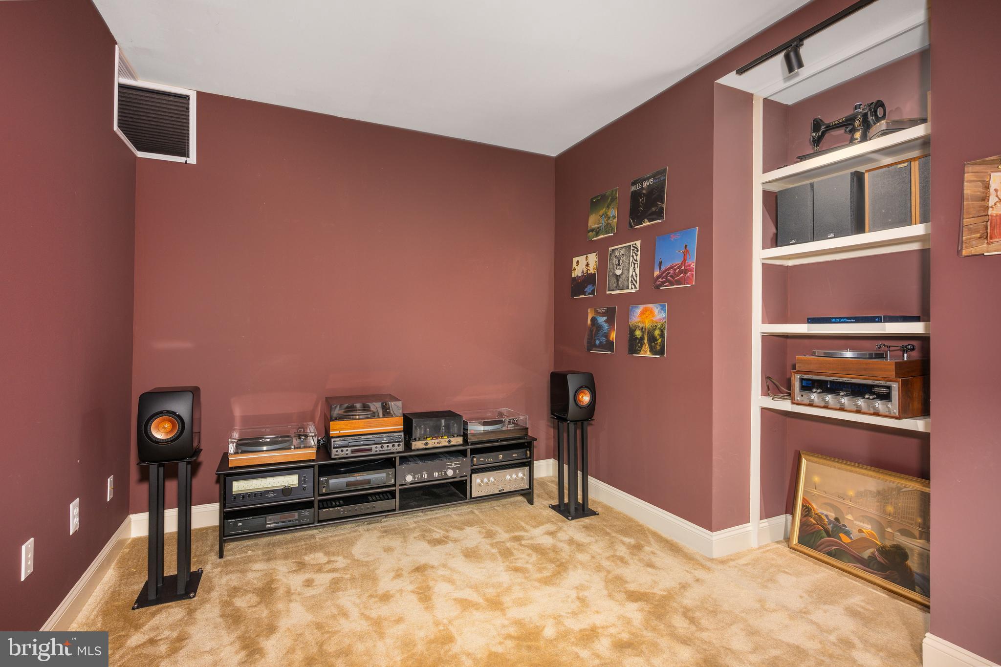 PINEY GLEN VILLAGE - Residential