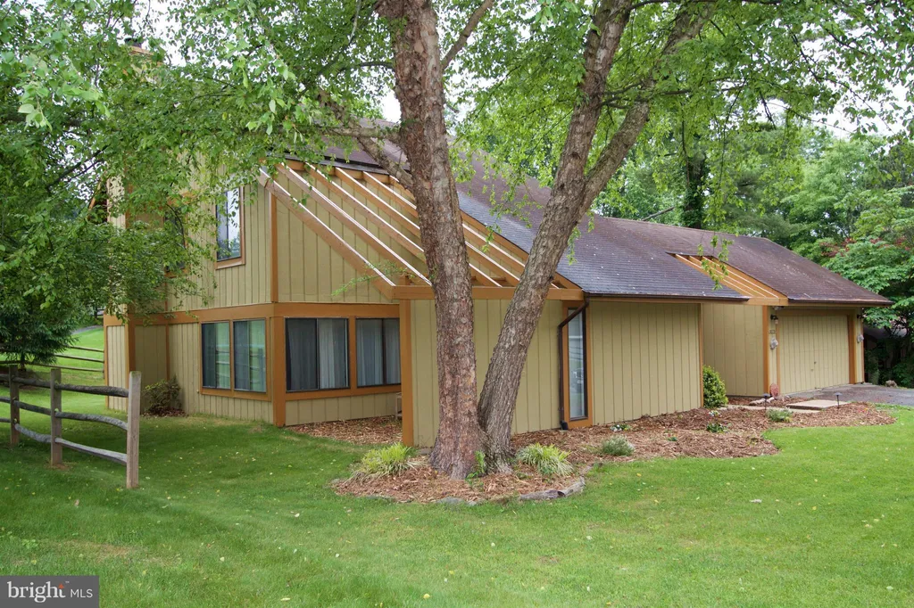 10751 Wayridge Drive, Gaithersburg, MD 20886