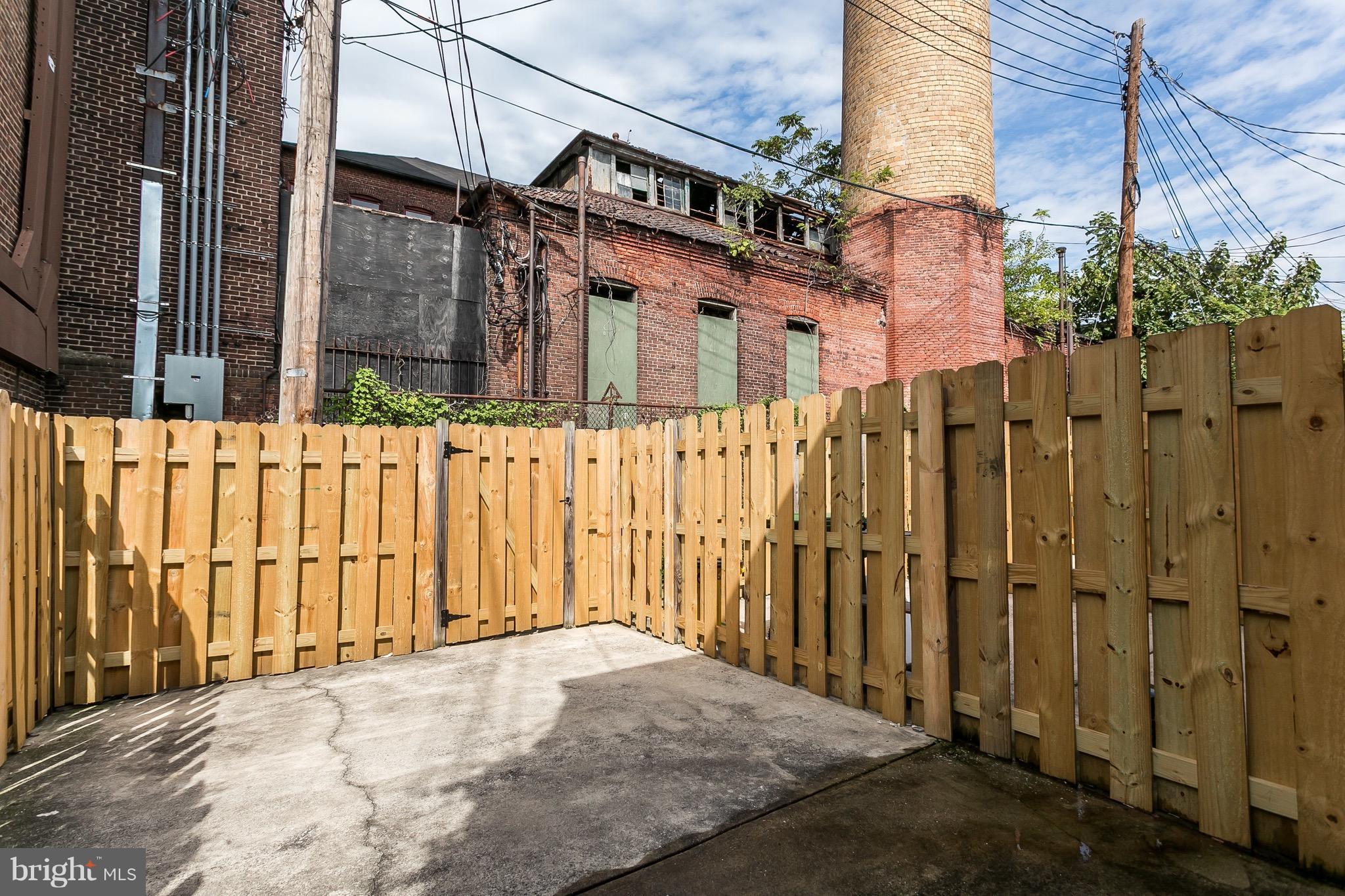 BARCLAY - GREENMOUNT - Residential