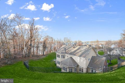 8220 WATERSIDE COURT FORT WASHINGTON MD 20744