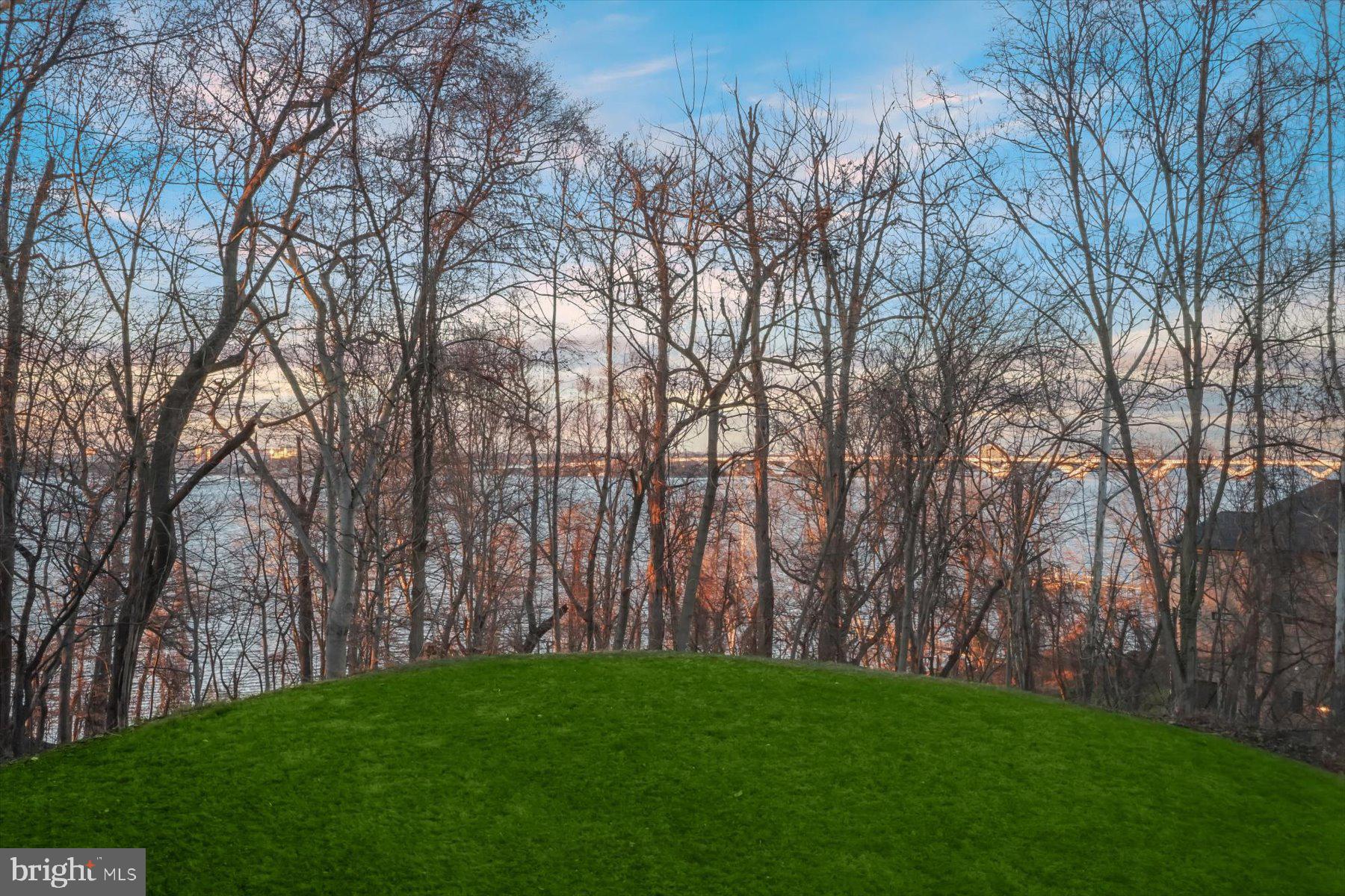 WATERSIDE PLAT 1 - Residential