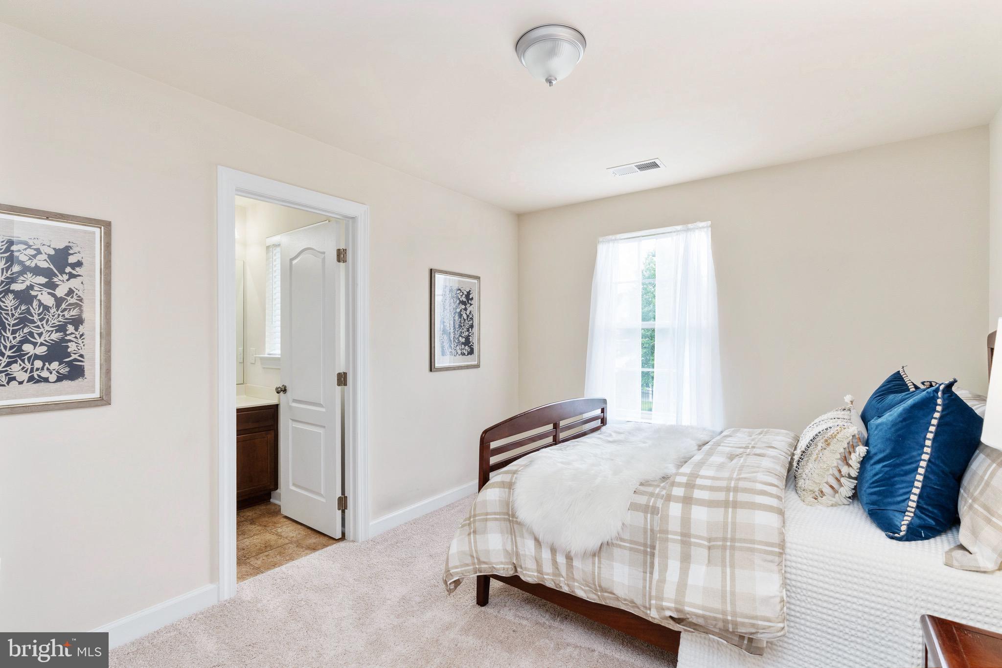 HILLS OF AQUIA - Residential