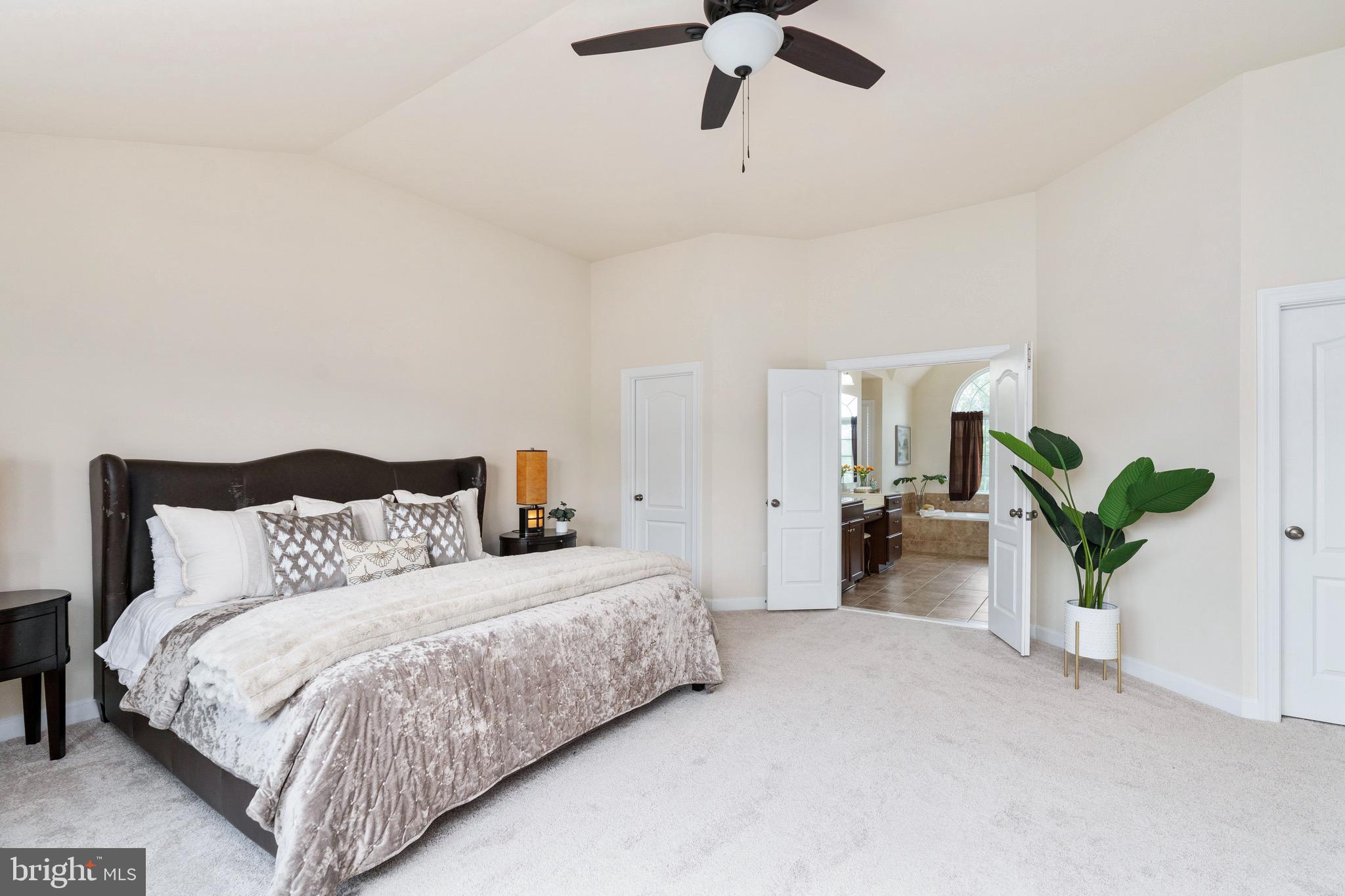 HILLS OF AQUIA - Residential