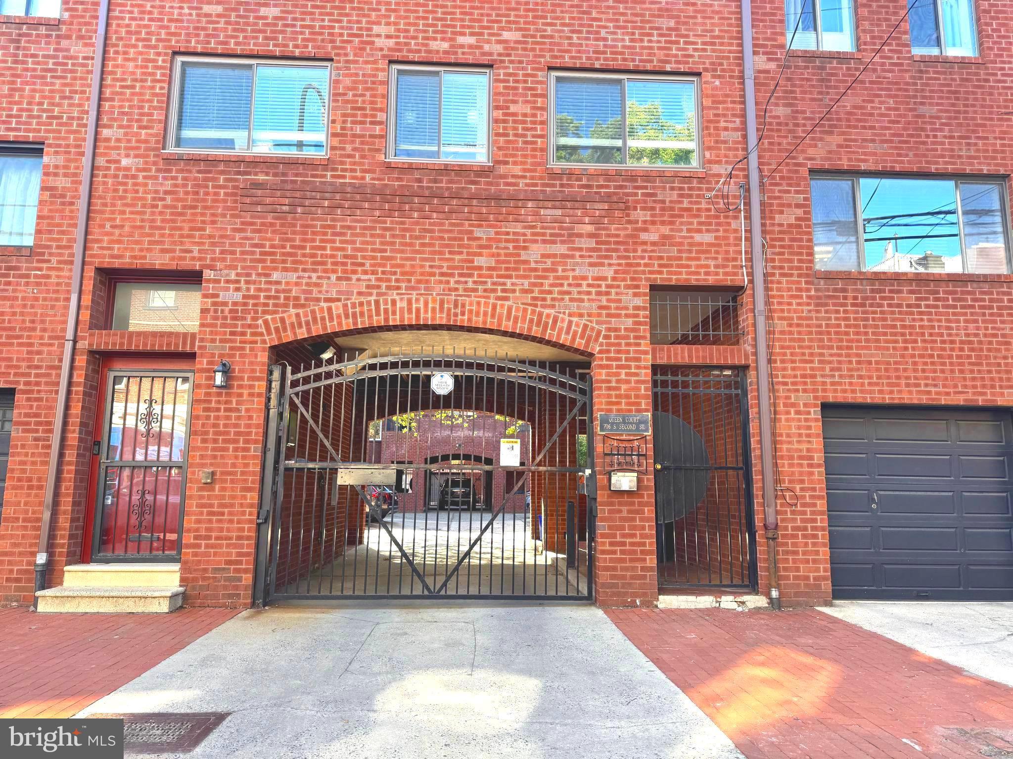 PHILADELPHIA - Residential