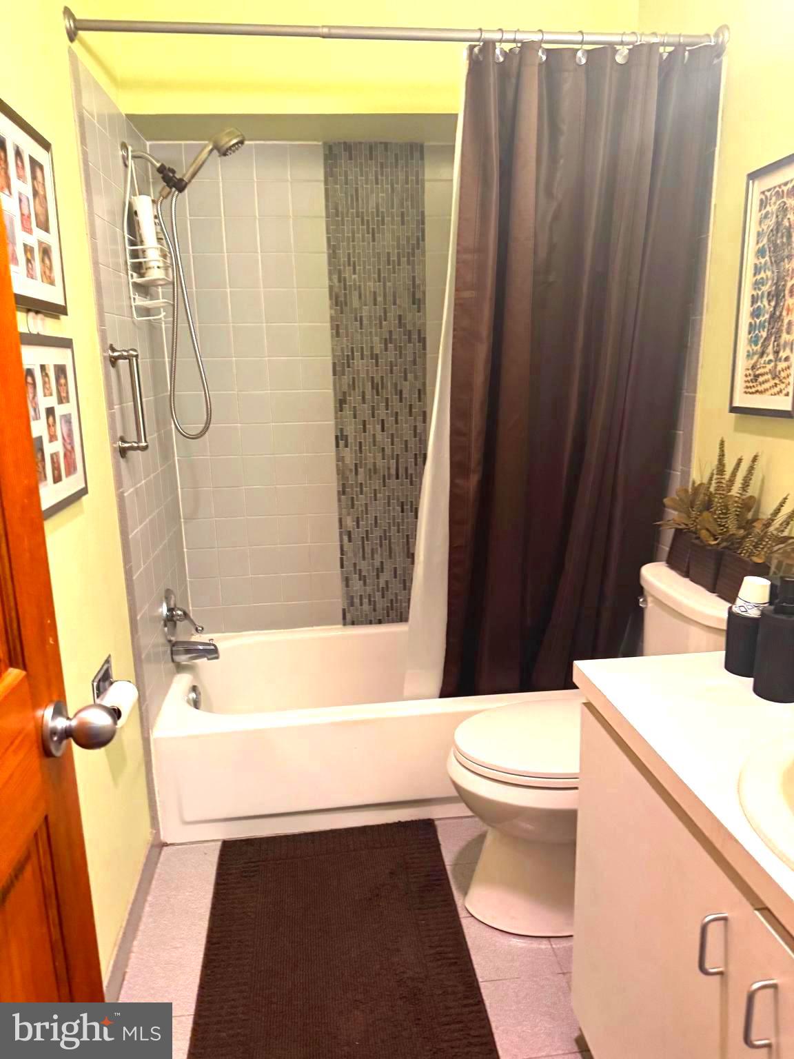 PHILADELPHIA - Residential