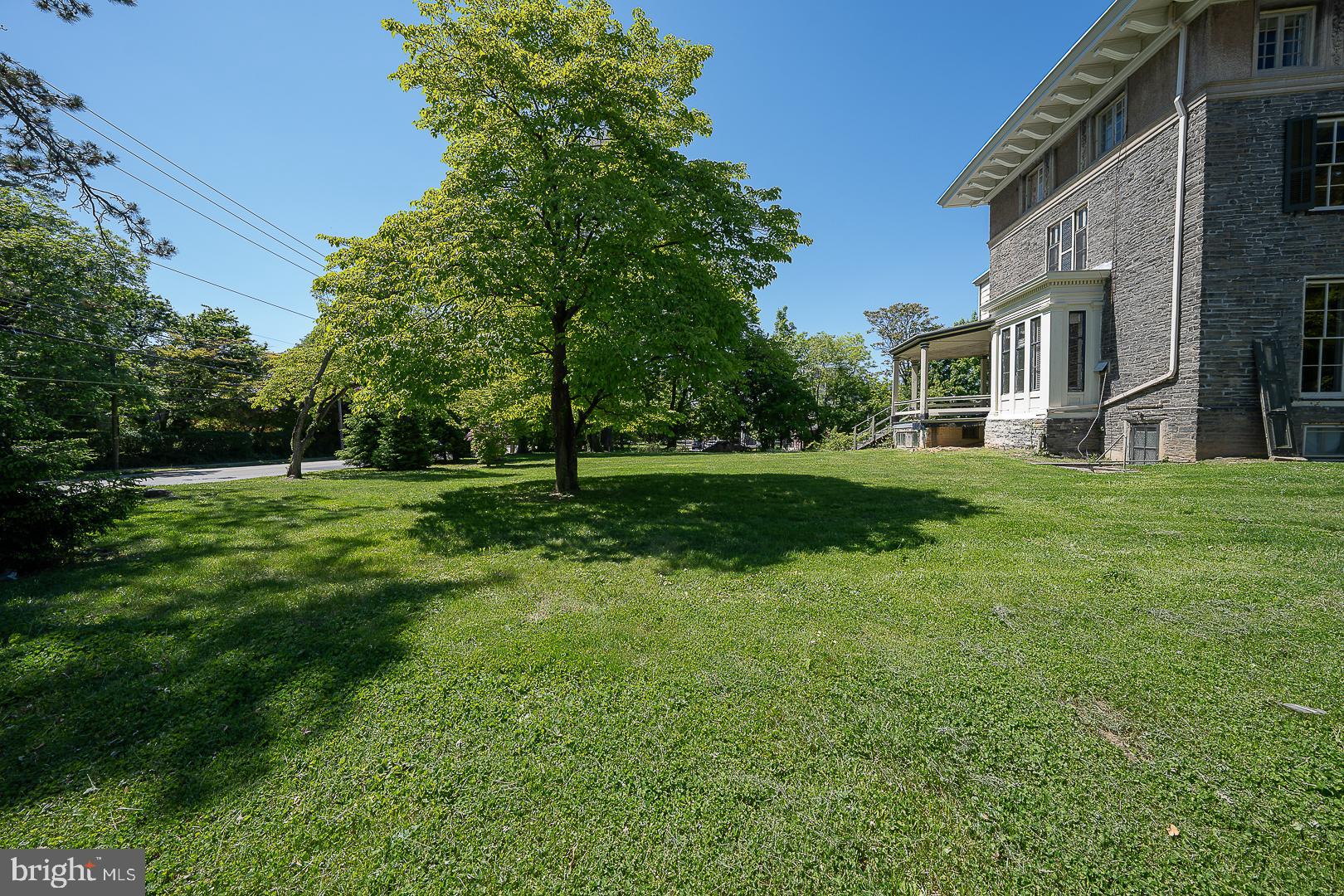 CHESTNUT HILL - Residential
