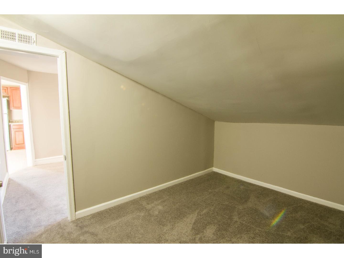 LAWNDALE - Residential Income