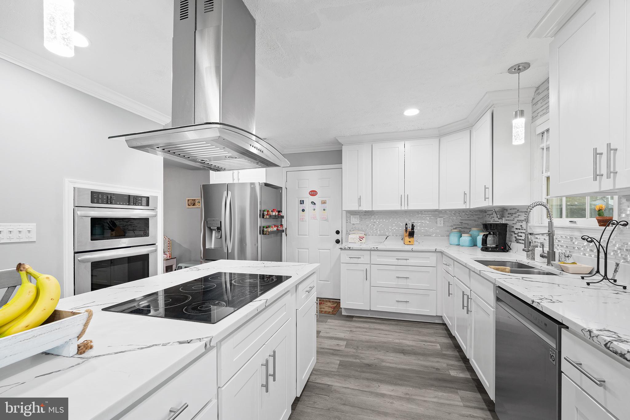 BRENTWOOD PARK - Residential