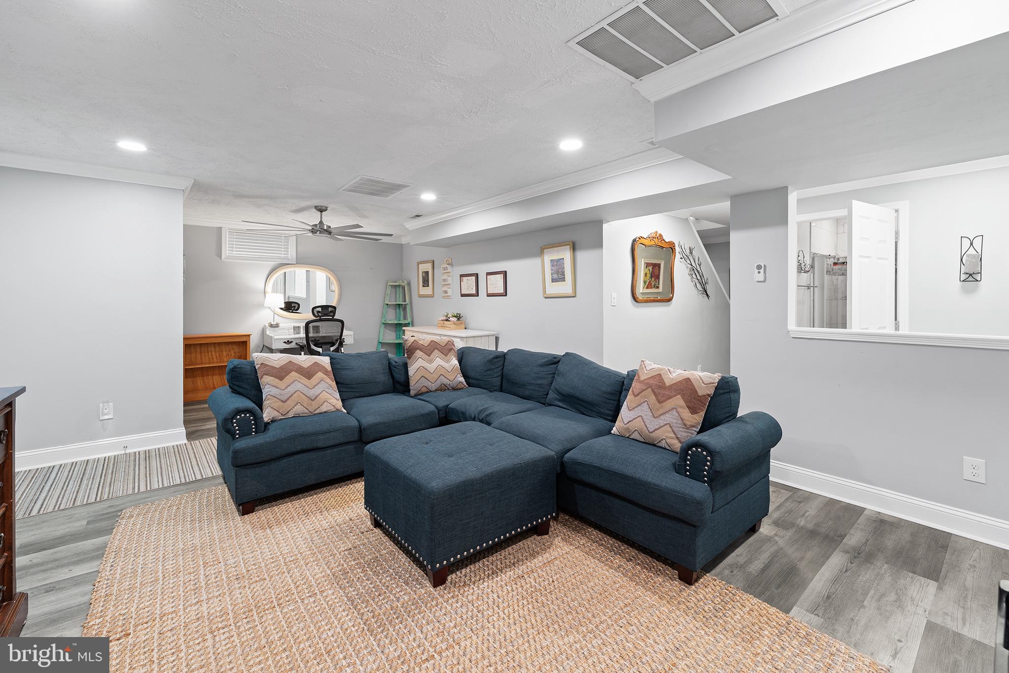 BRENTWOOD PARK - Residential