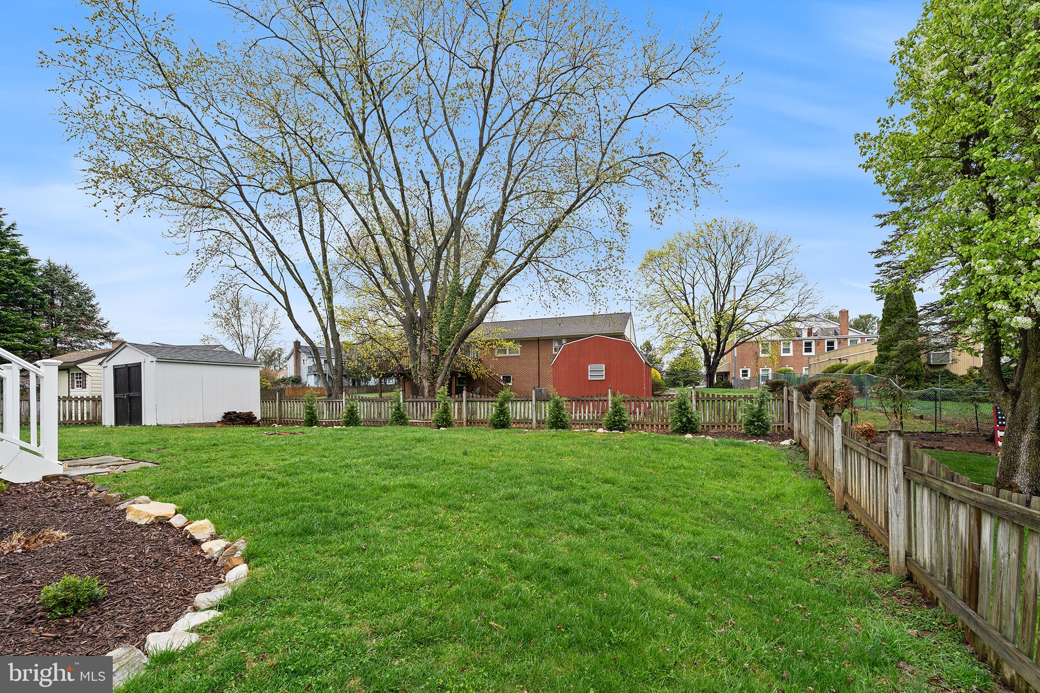 BRENTWOOD PARK - Residential