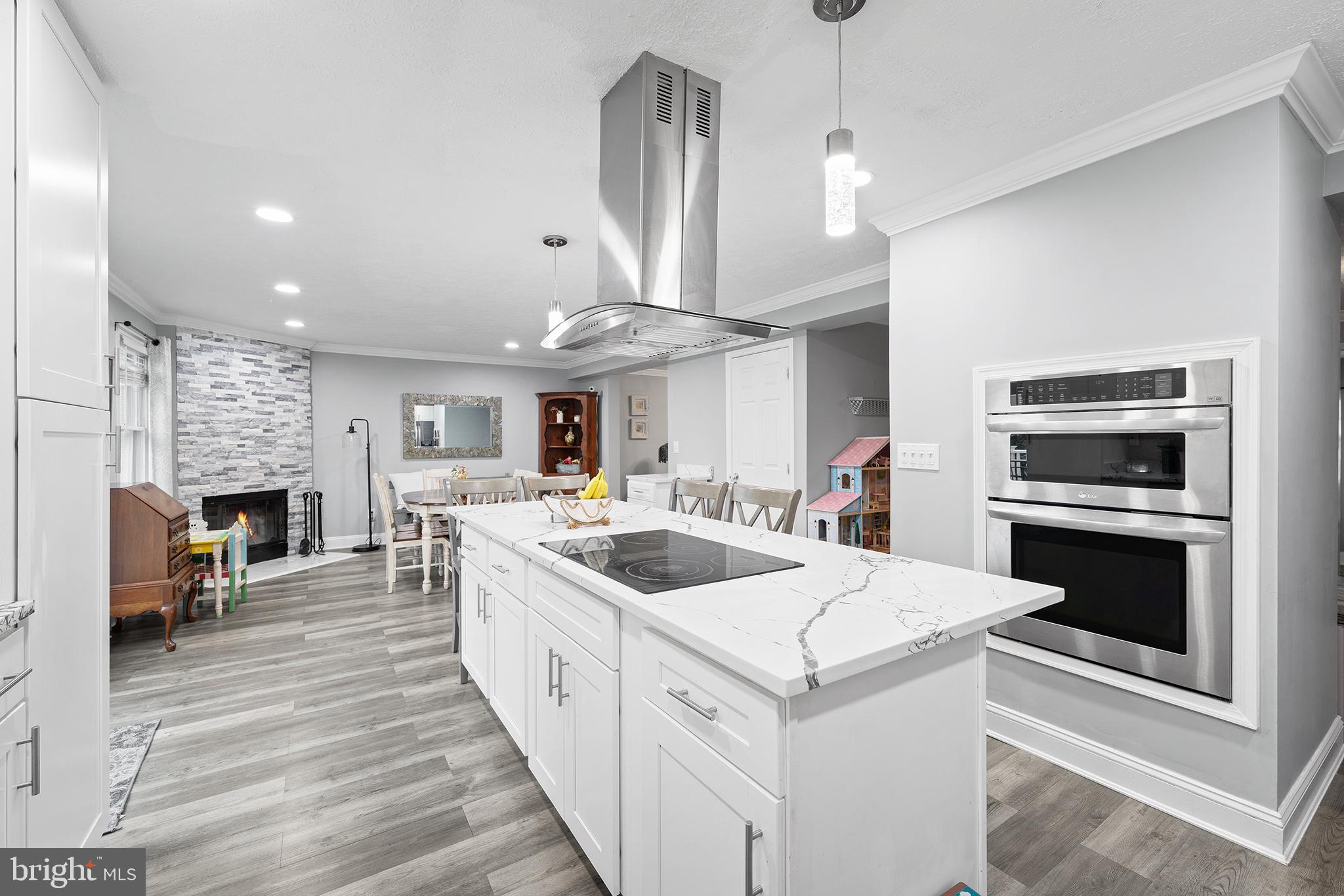 BRENTWOOD PARK - Residential