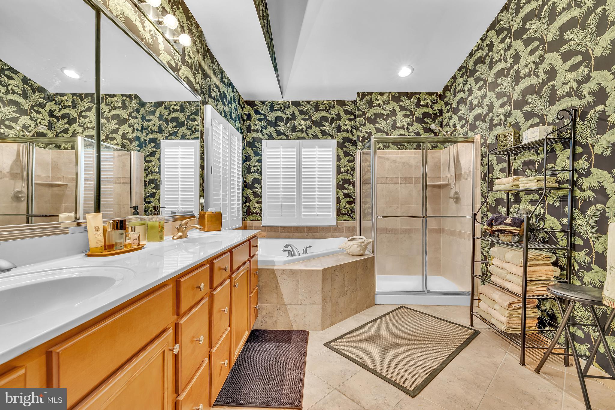 BETHANY LAKES - Residential