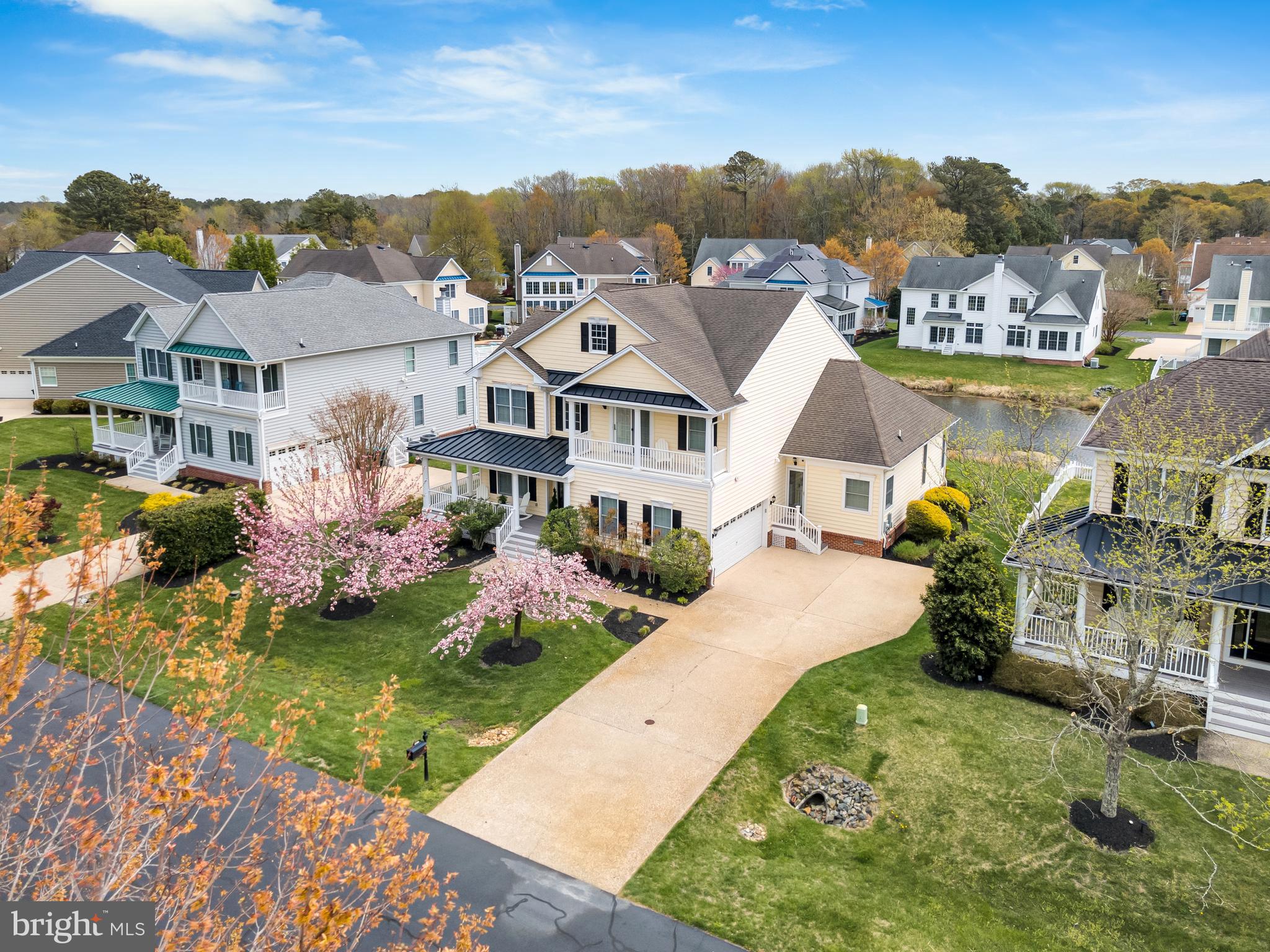 BETHANY LAKES - Residential