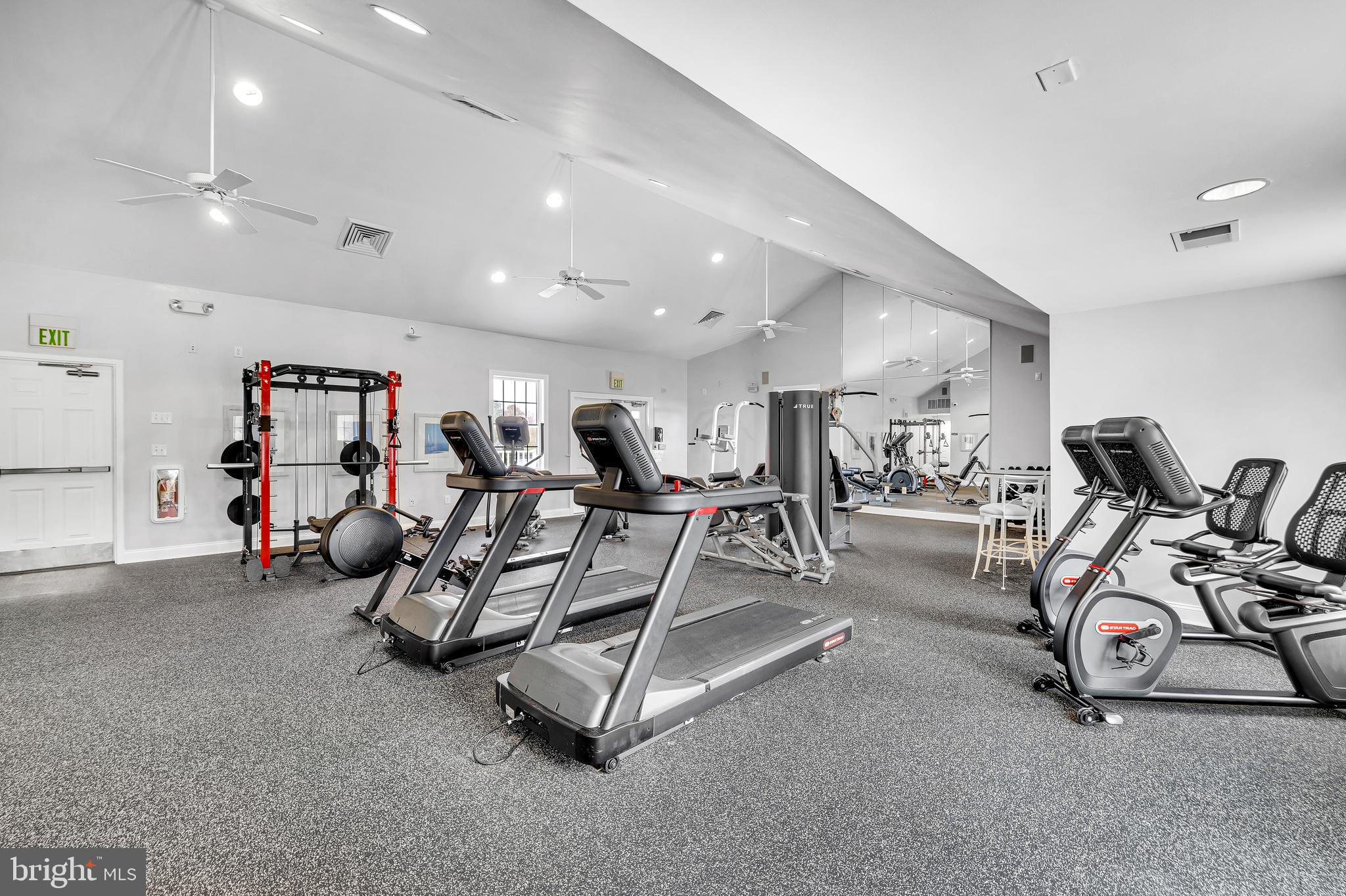 BETHANY LAKES - Residential