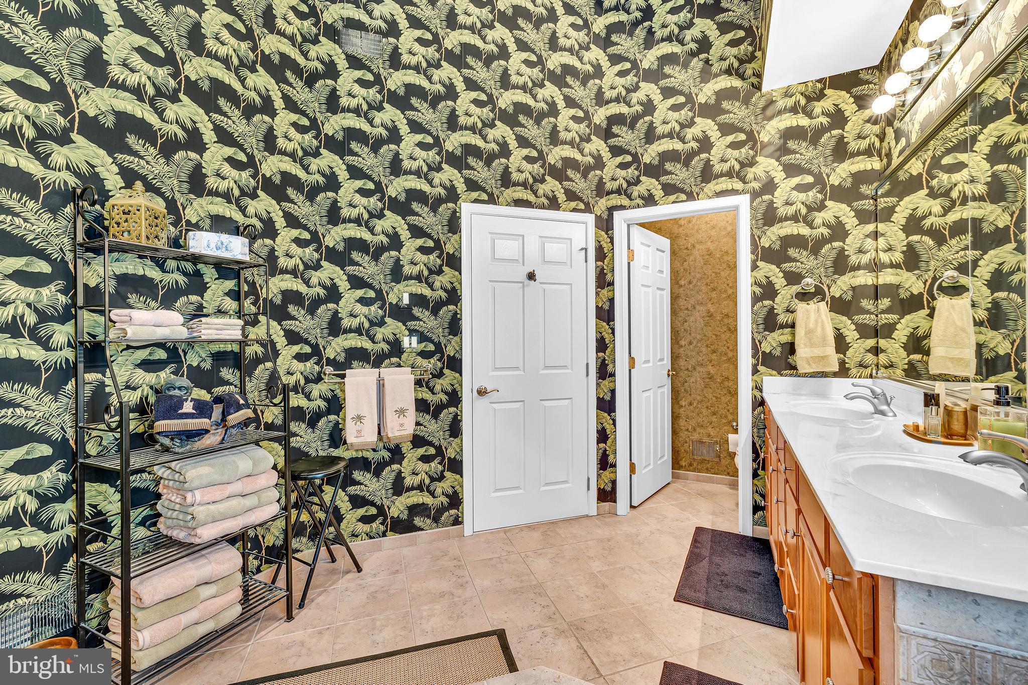 BETHANY LAKES - Residential