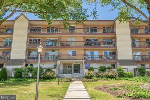 Condo For Rent - 10320 Westlake Drive #E301<br/> BETHESDA, MD 20817