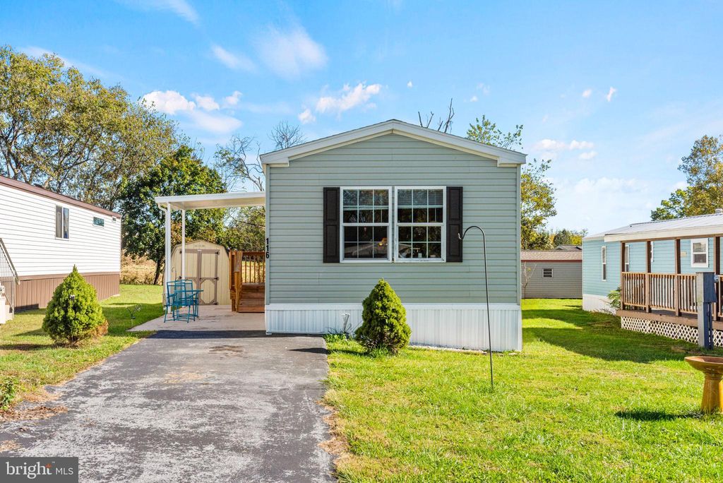 Photo of 116 Brownstone Park, HUMMELSTOWN, PA 17036 (MLS # PADA2050834)