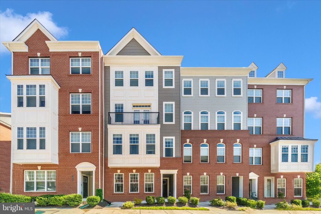 Photo of 7920 - B Potter Place #920 B, ELKRIDGE, MD 21075 (MLS # MDHW2059910)