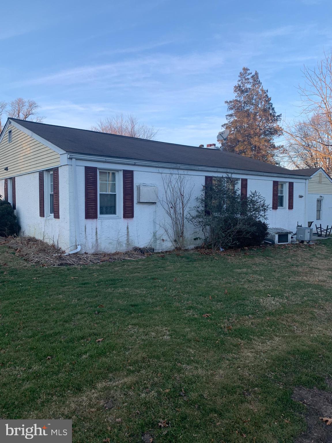 SOMERTON MANOR - Residential