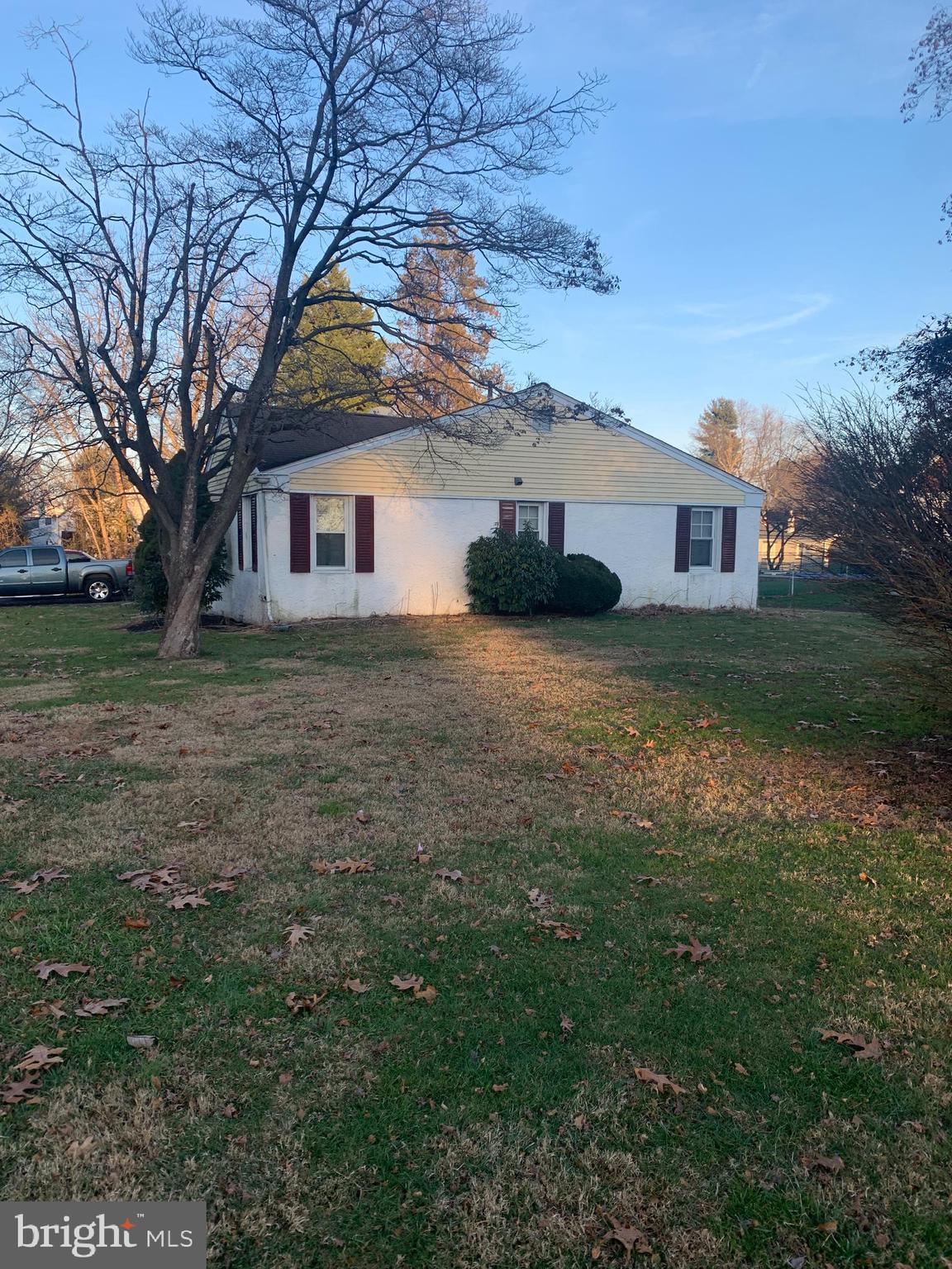 SOMERTON MANOR - Residential