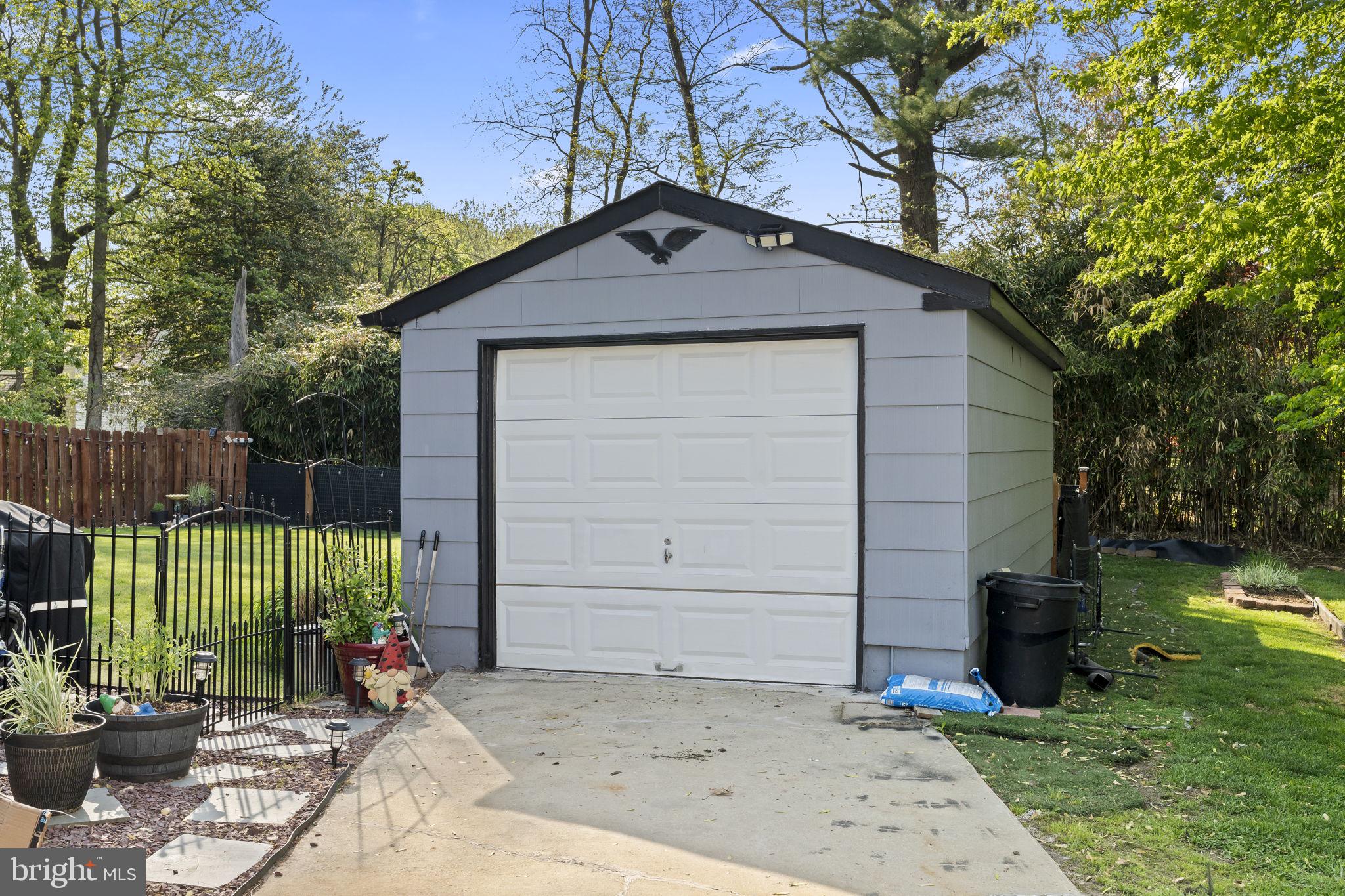 436 CARVER AVENUE